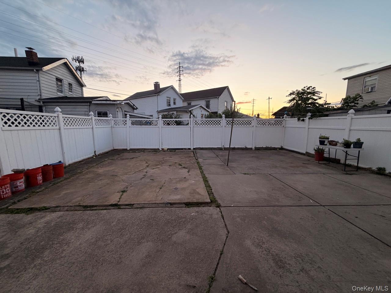 13744 218th Street Property Photo 20