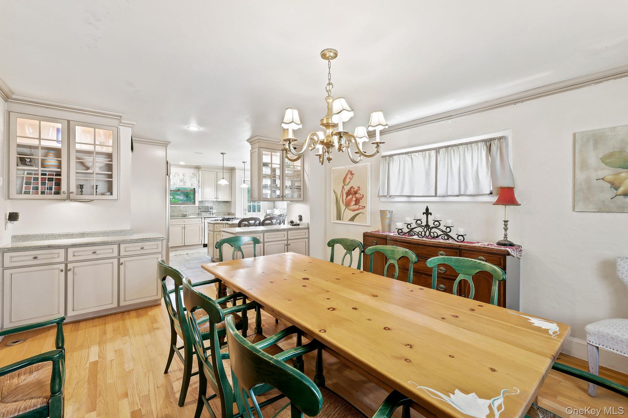873 James Street Property Photo 6