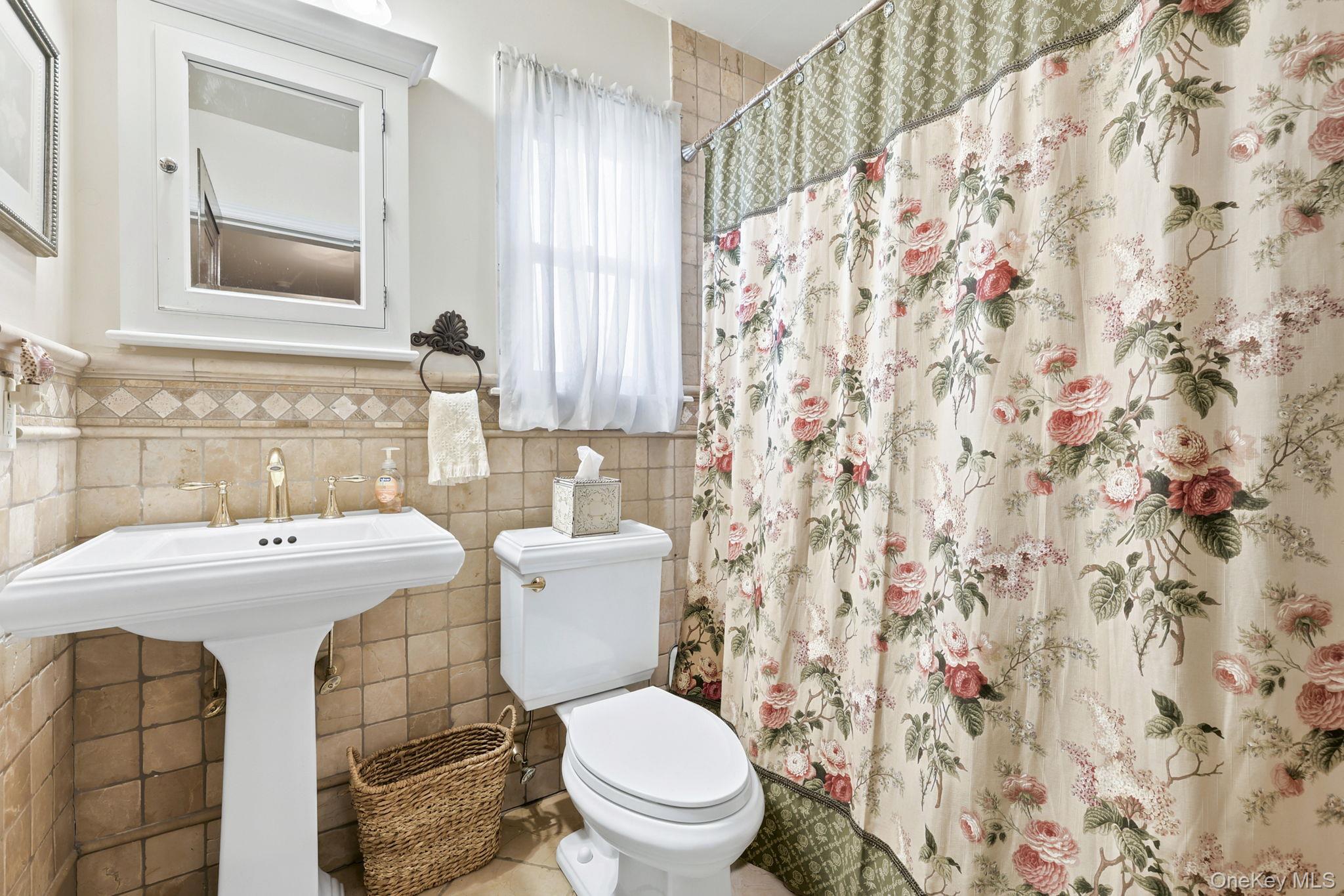 873 James Street Property Photo 17