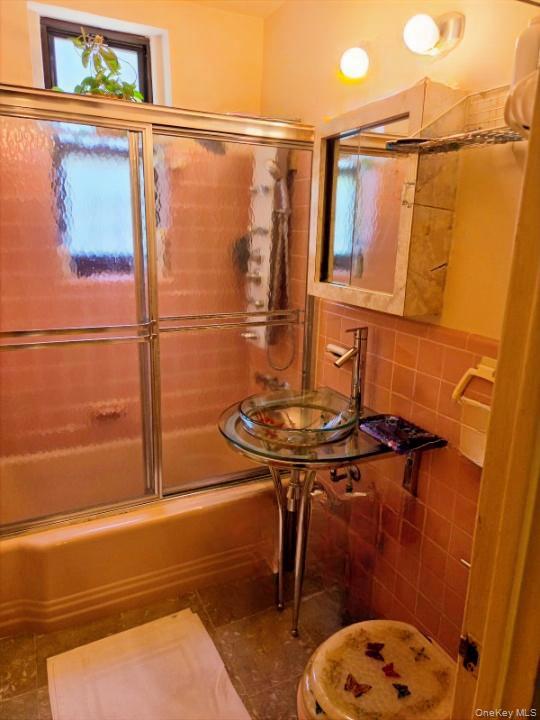 37-51 86th Street 3b Property Photo 9