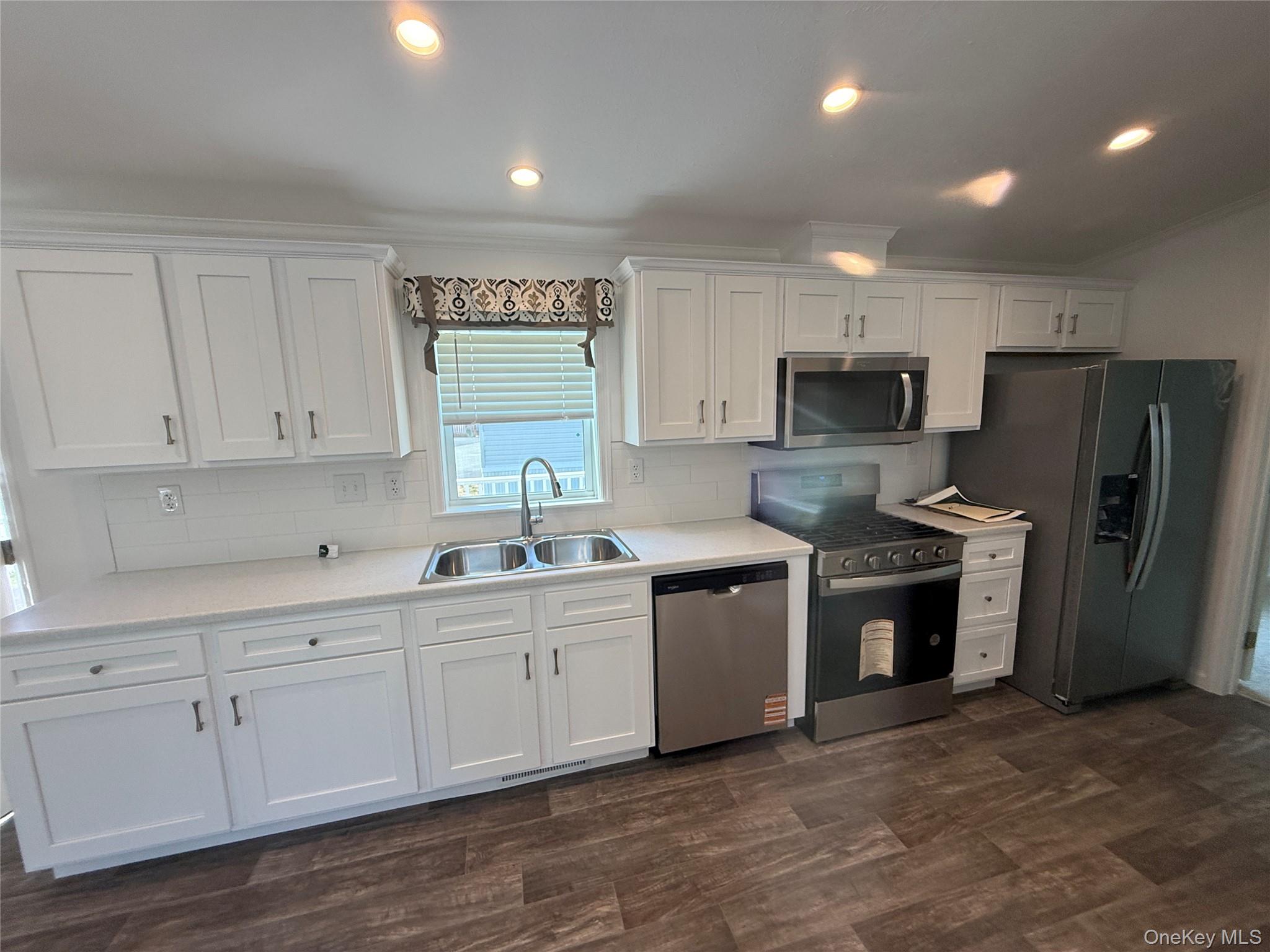 412 4th Avenue Property Photo 6
