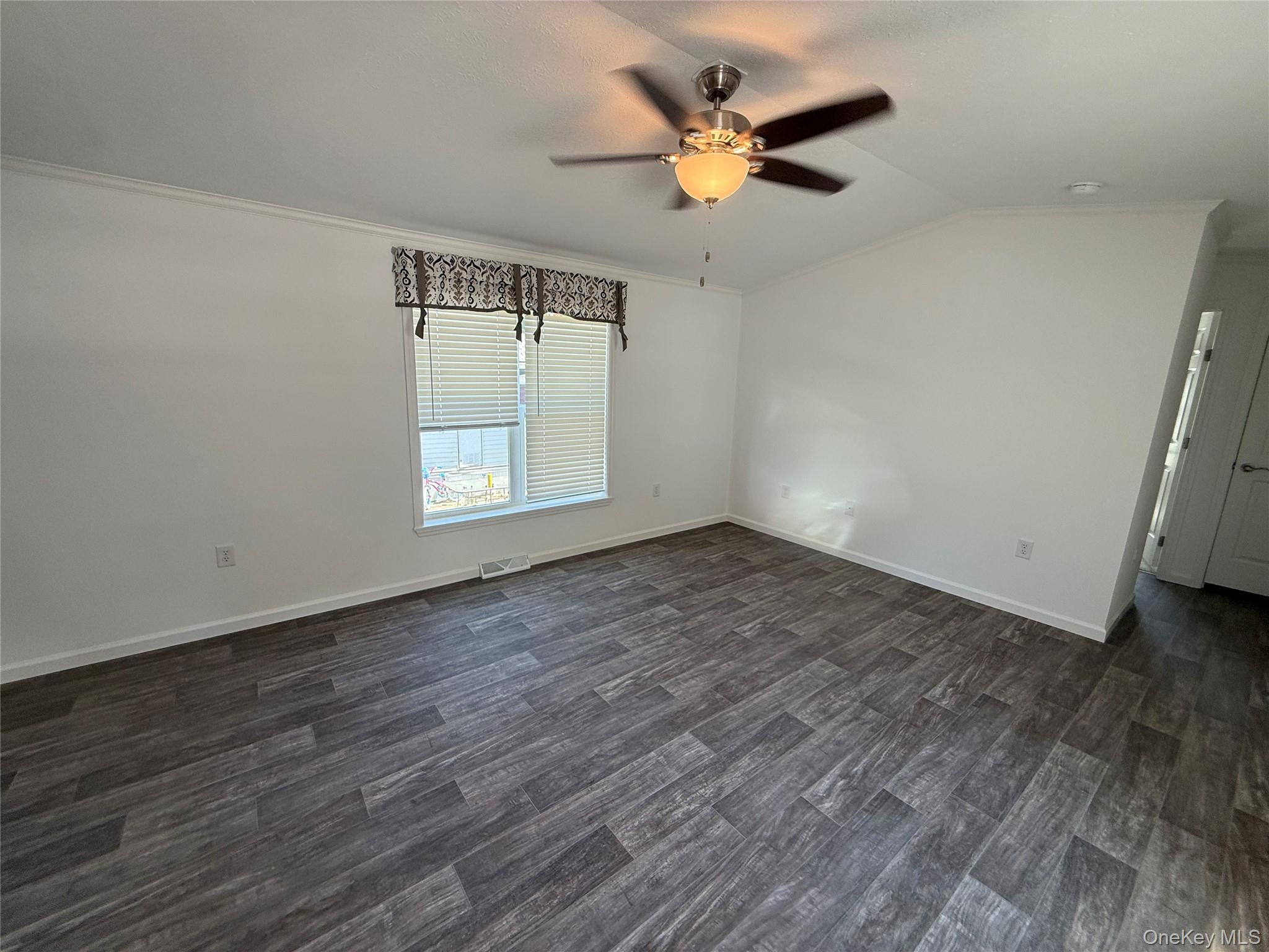 412 4th Avenue Property Photo 8