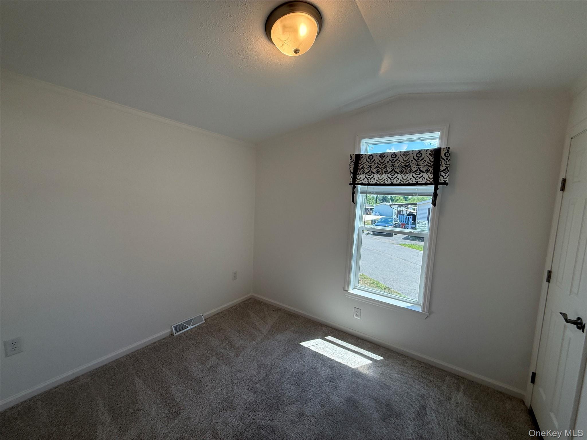 412 4th Avenue Property Photo 15