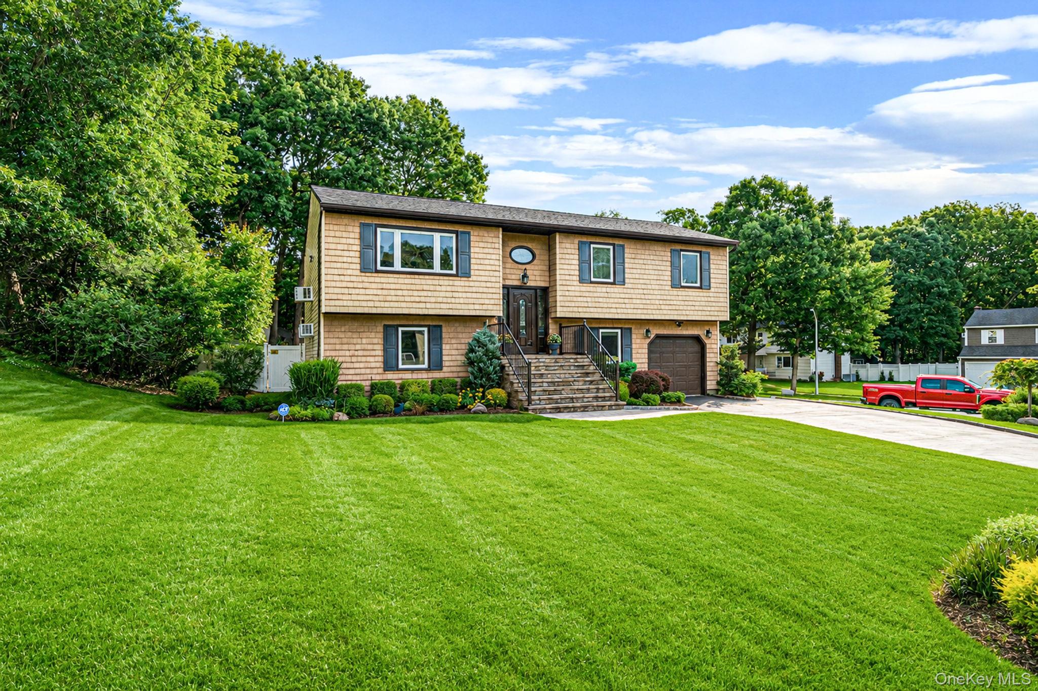 37 Oak Forest Drive Property Photo 2