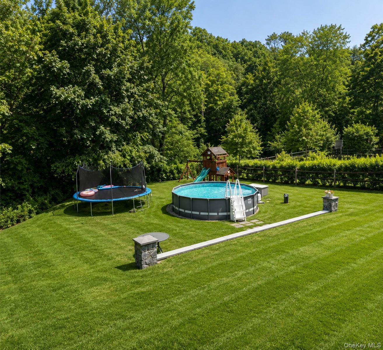 63 Dixon Road Property Photo 6