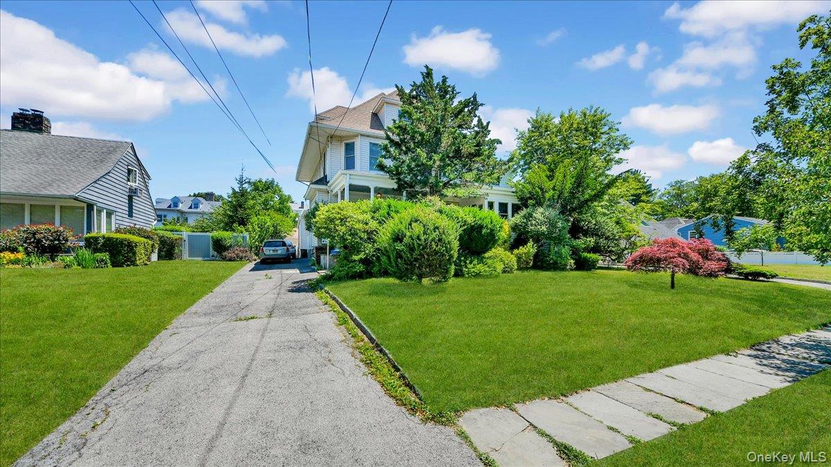 228 Weyman Avenue Property Photo 2
