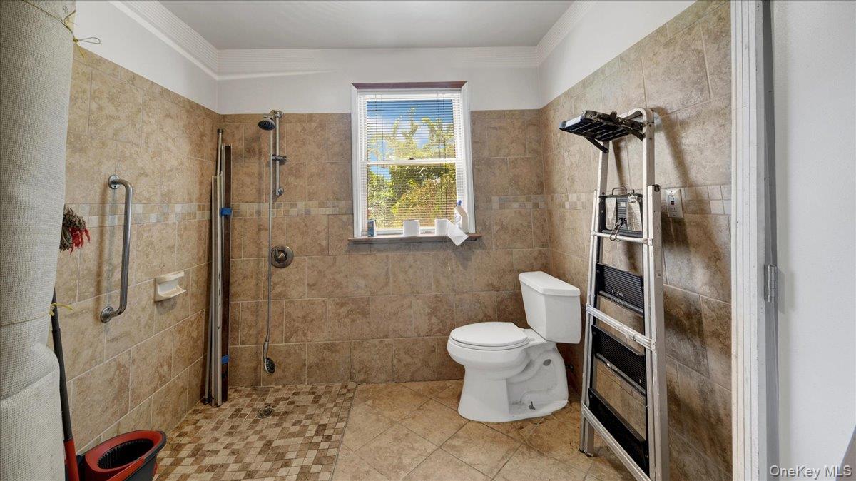 228 Weyman Avenue Property Photo 21