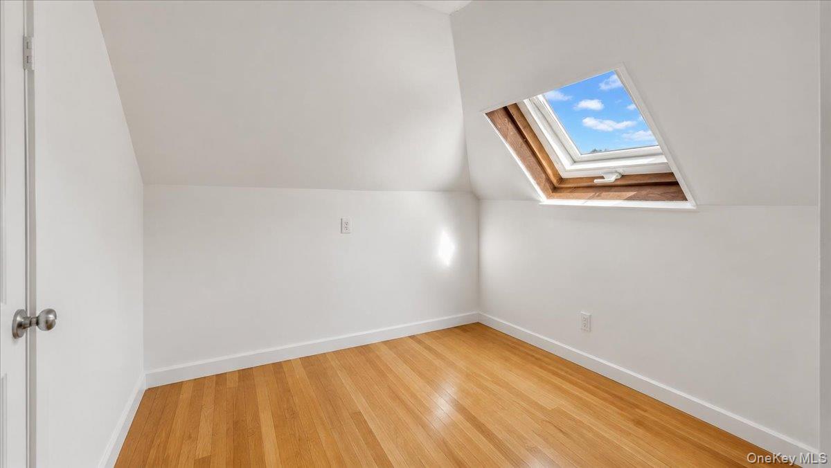 228 Weyman Avenue Property Photo 23