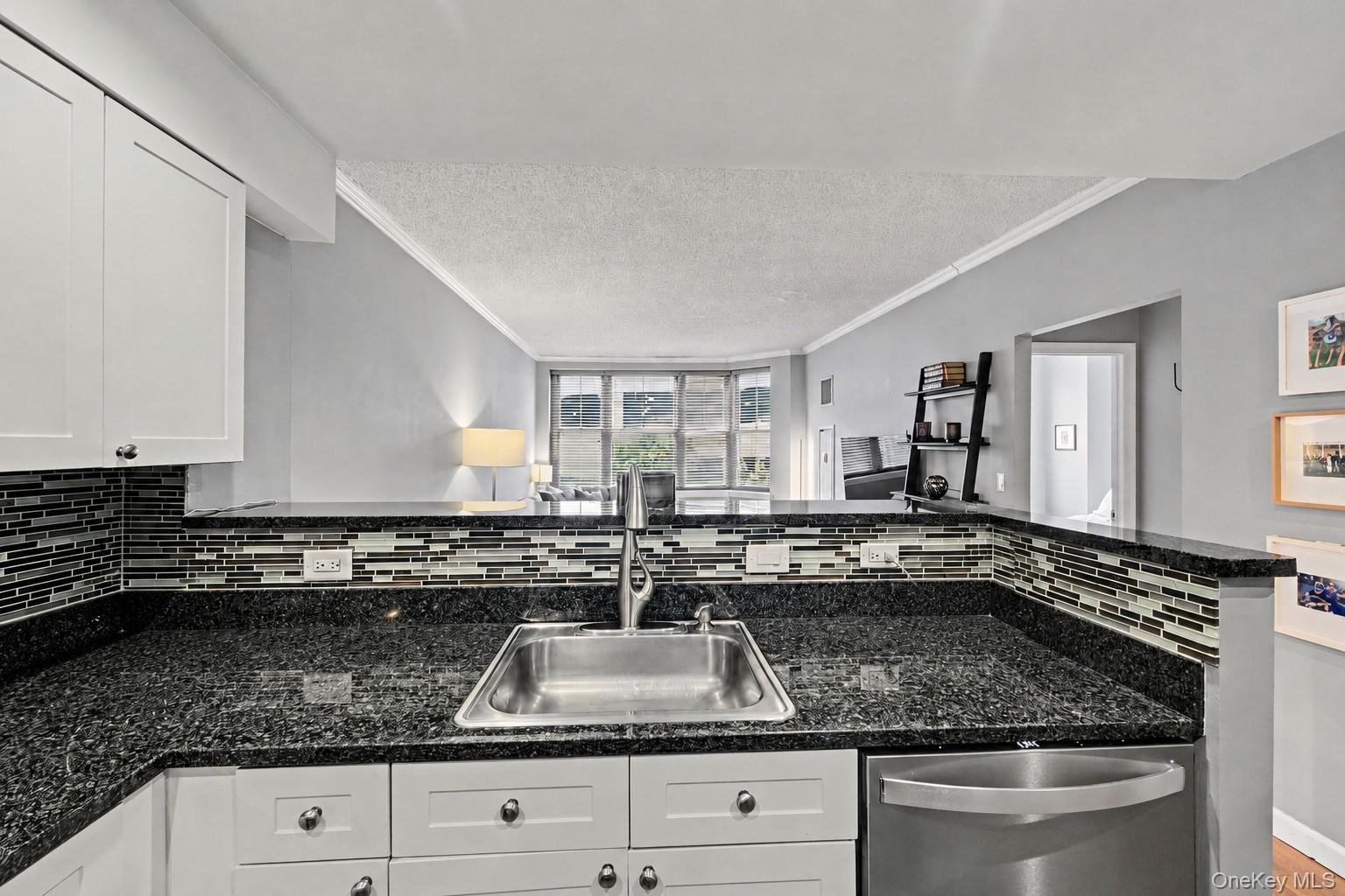 300 Mamaroneck Avenue 419 Property Photo 4