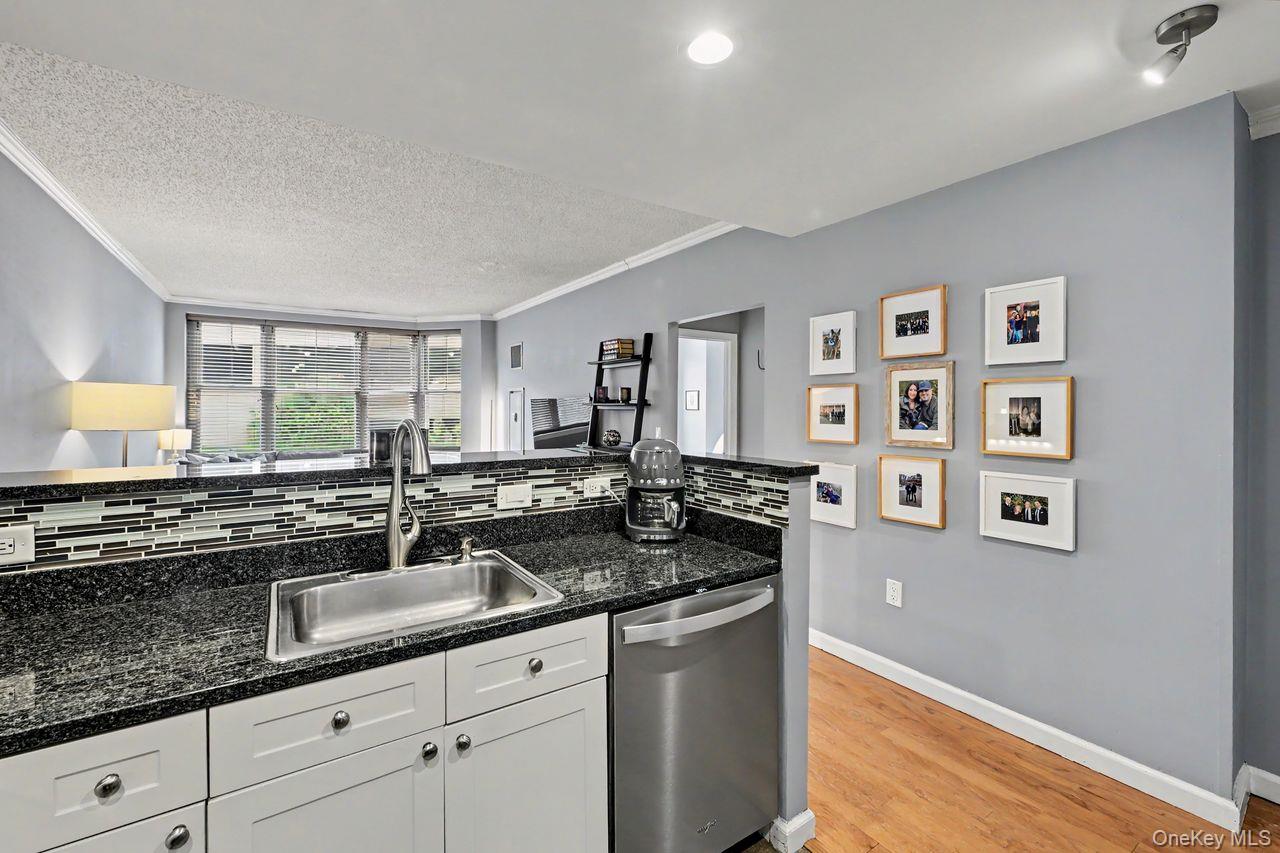 300 Mamaroneck Avenue 419 Property Photo 5
