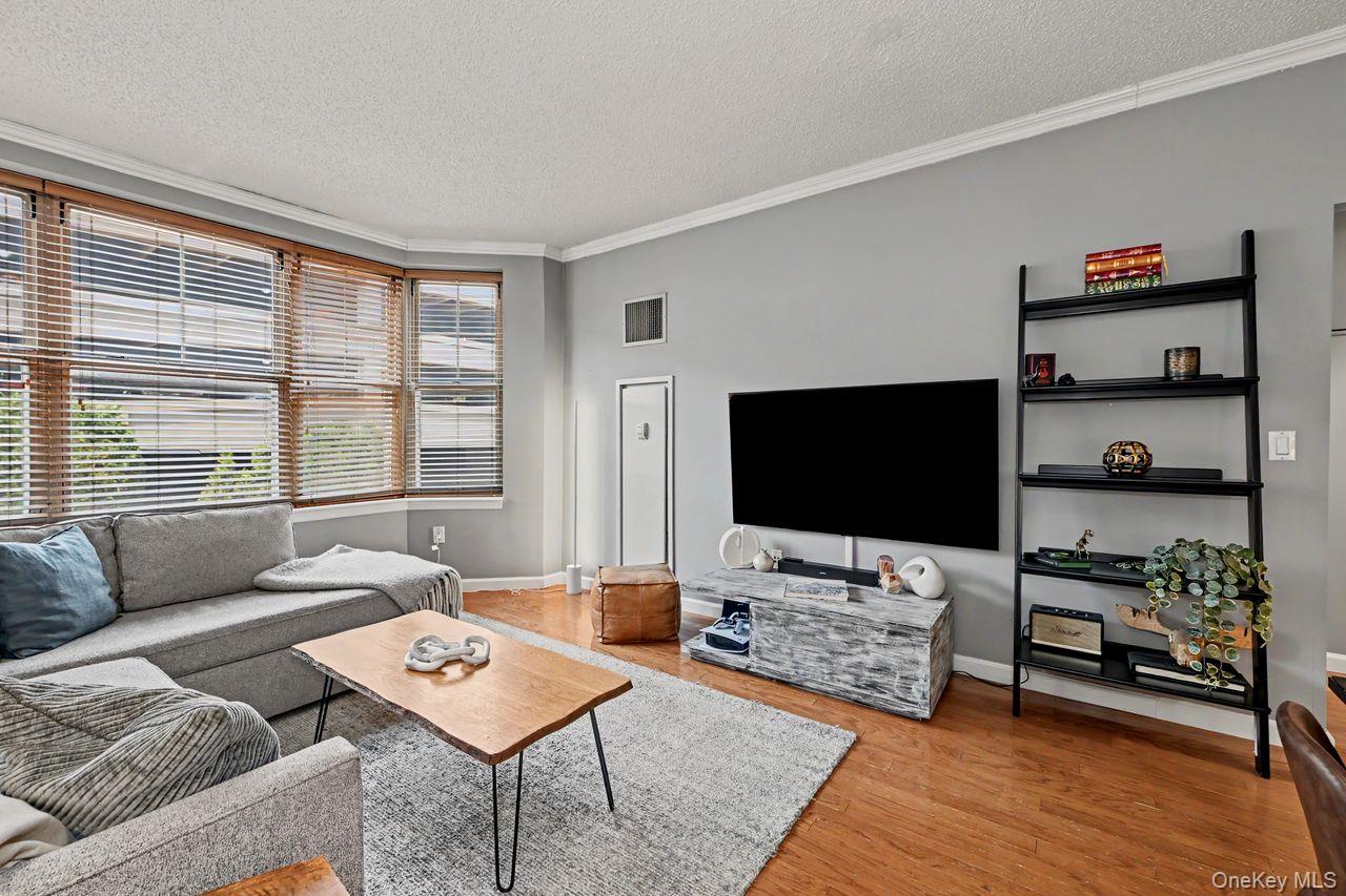 300 Mamaroneck Avenue 419 Property Photo 8