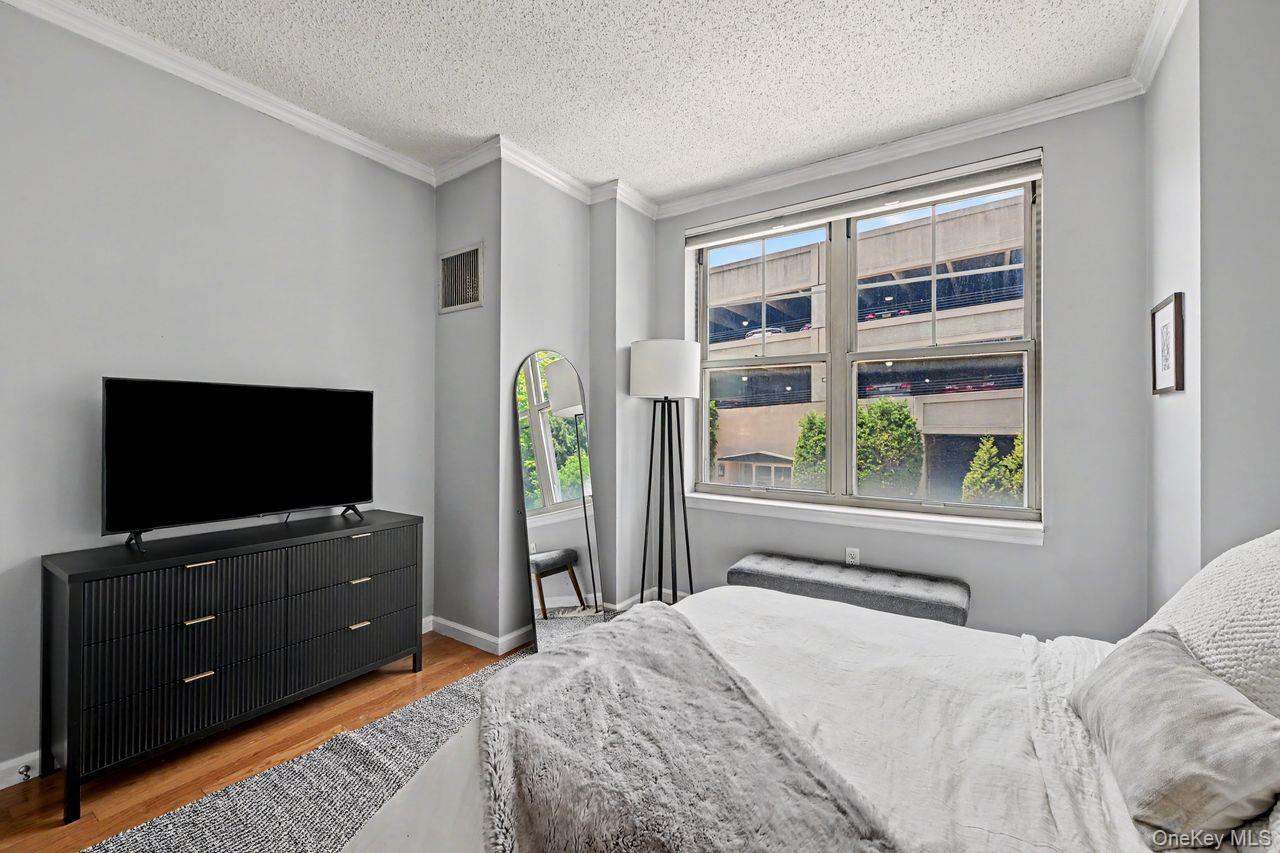 300 Mamaroneck Avenue 419 Property Photo 13