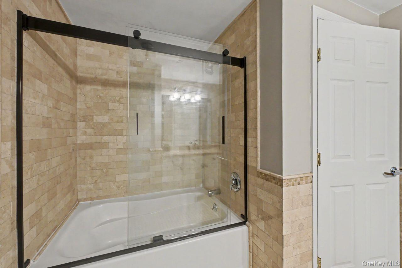 300 Mamaroneck Avenue 419 Property Photo 15