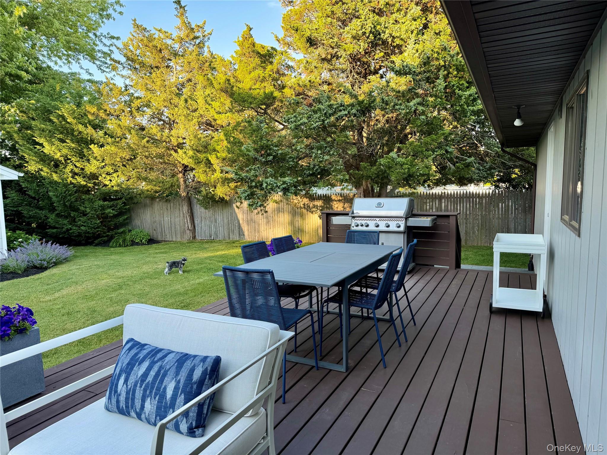 17 Locust Street Property Photo 14