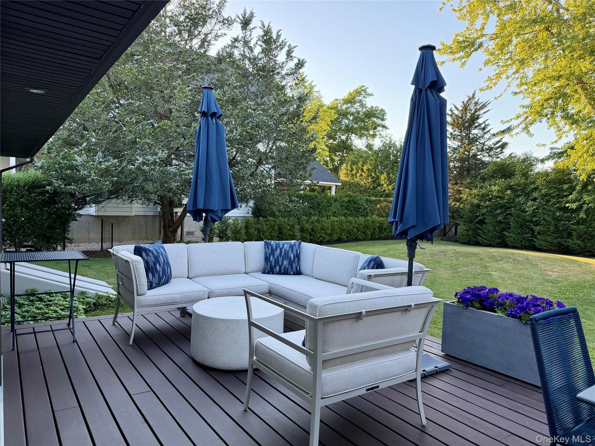 17 Locust Street Property Photo 15