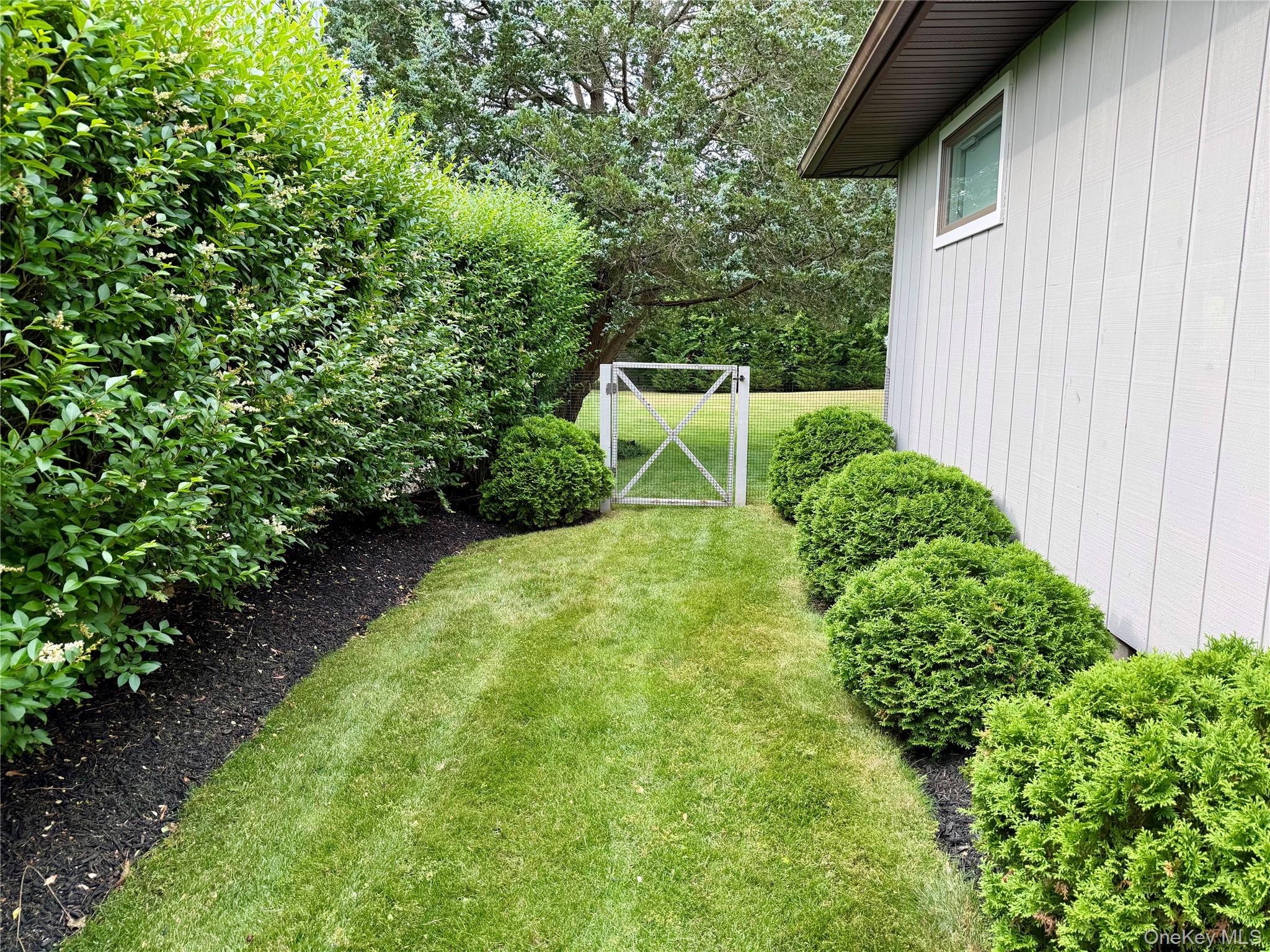 17 Locust Street Property Photo 18
