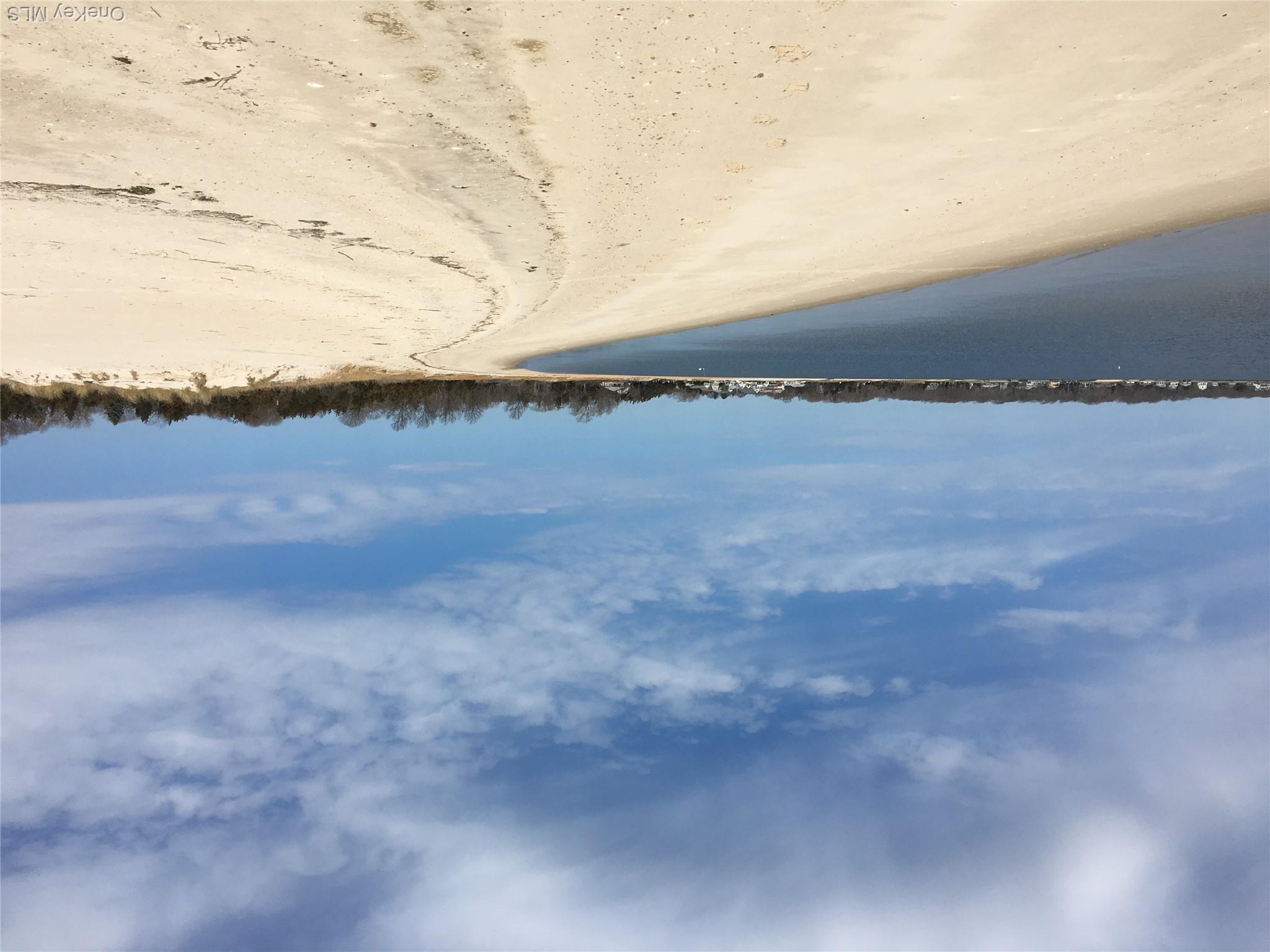 17 Locust Street Property Photo 23
