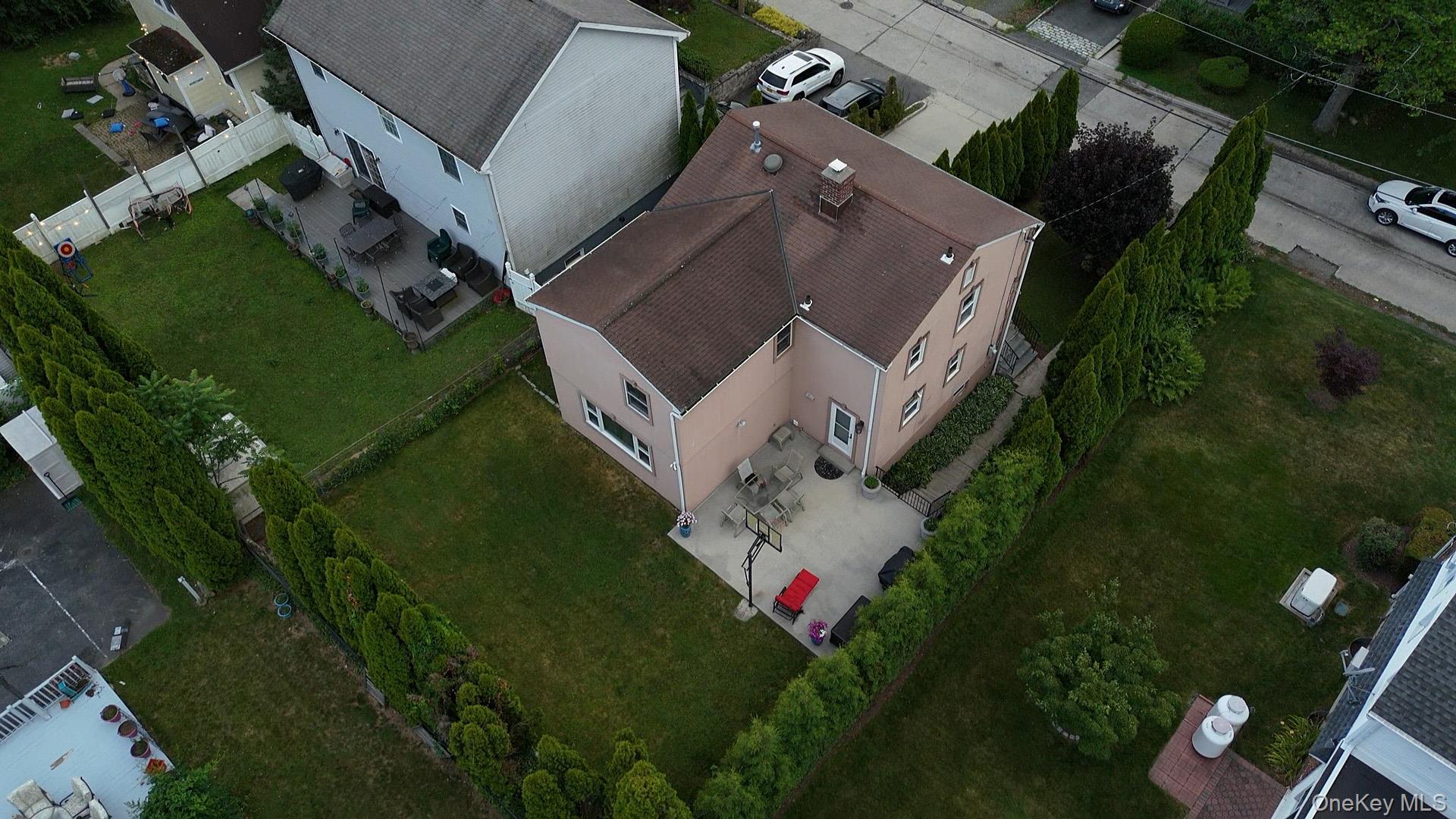 94 Franklin Avenue Property Photo 32