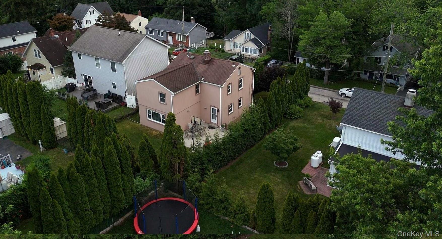 94 Franklin Avenue Property Photo 34