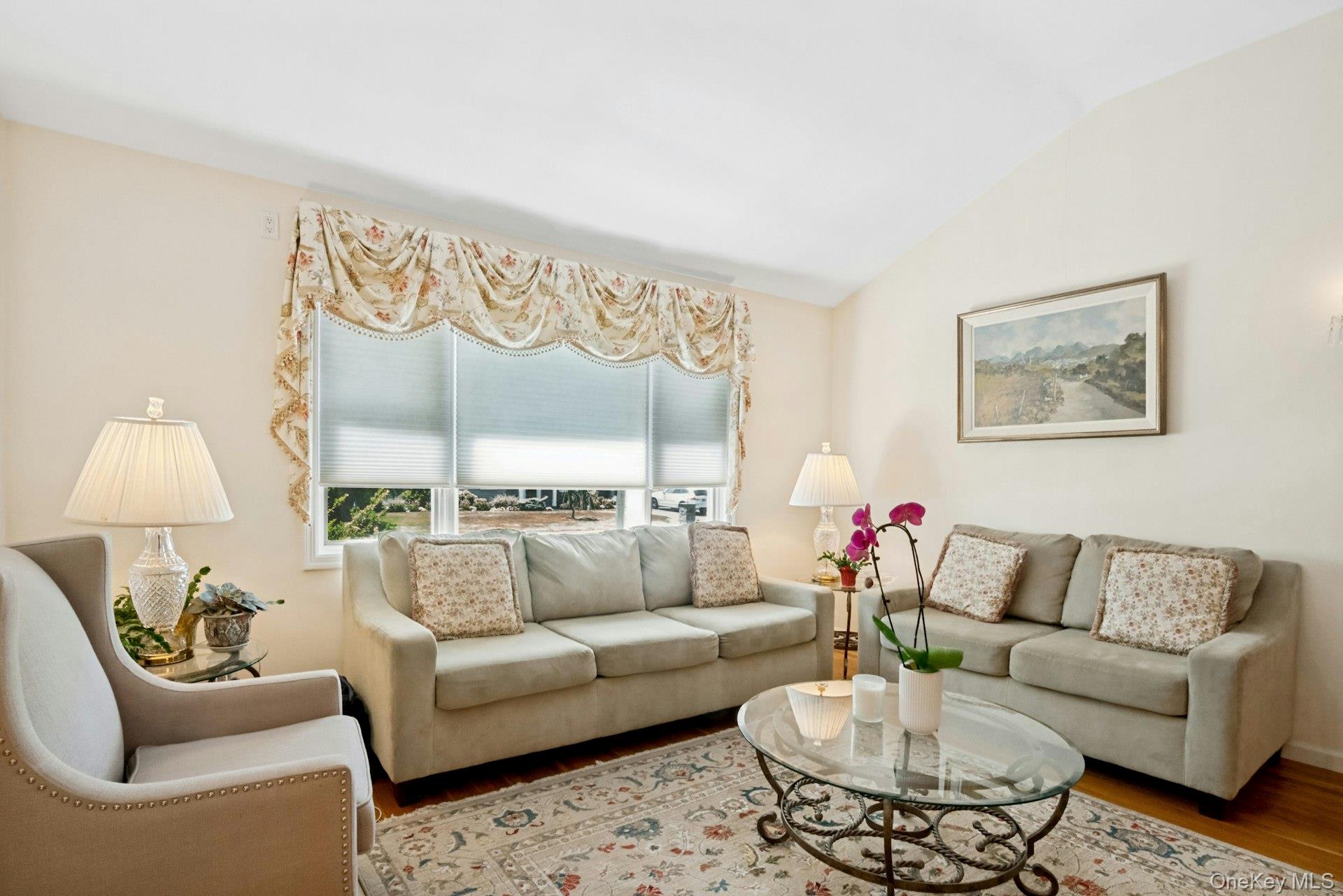 82 Holbrooke Road Property Photo 8