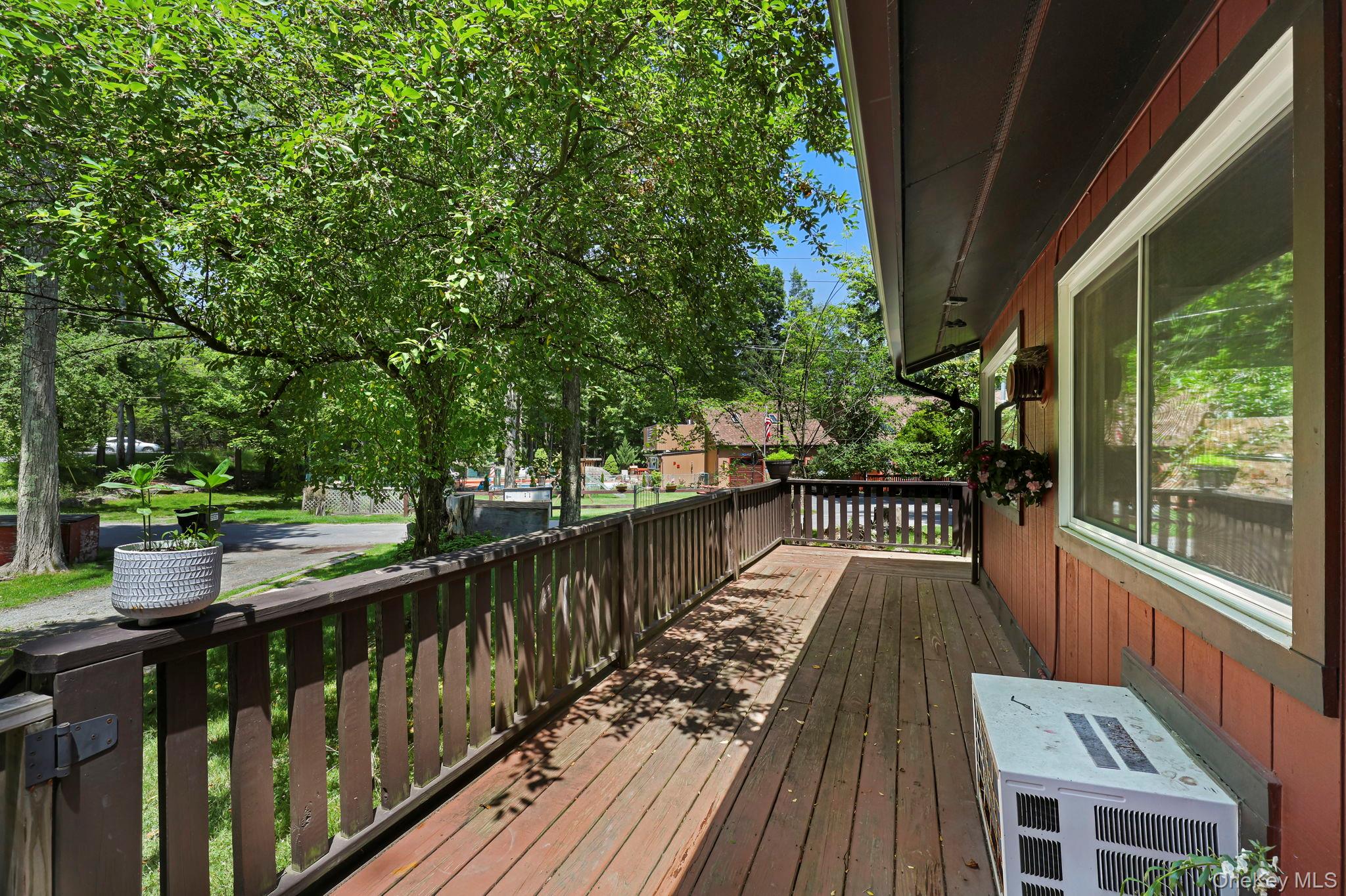 6 Berkshire Trail Property Photo 29