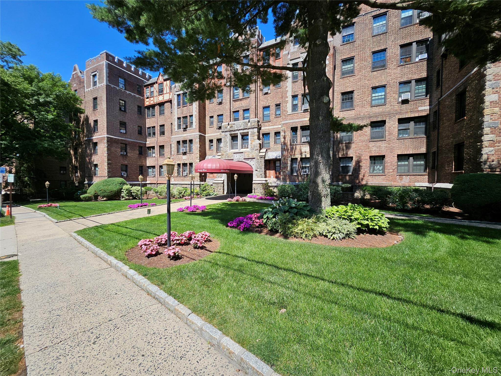 23 Old Mamaroneck Road 5k Property Photo 5