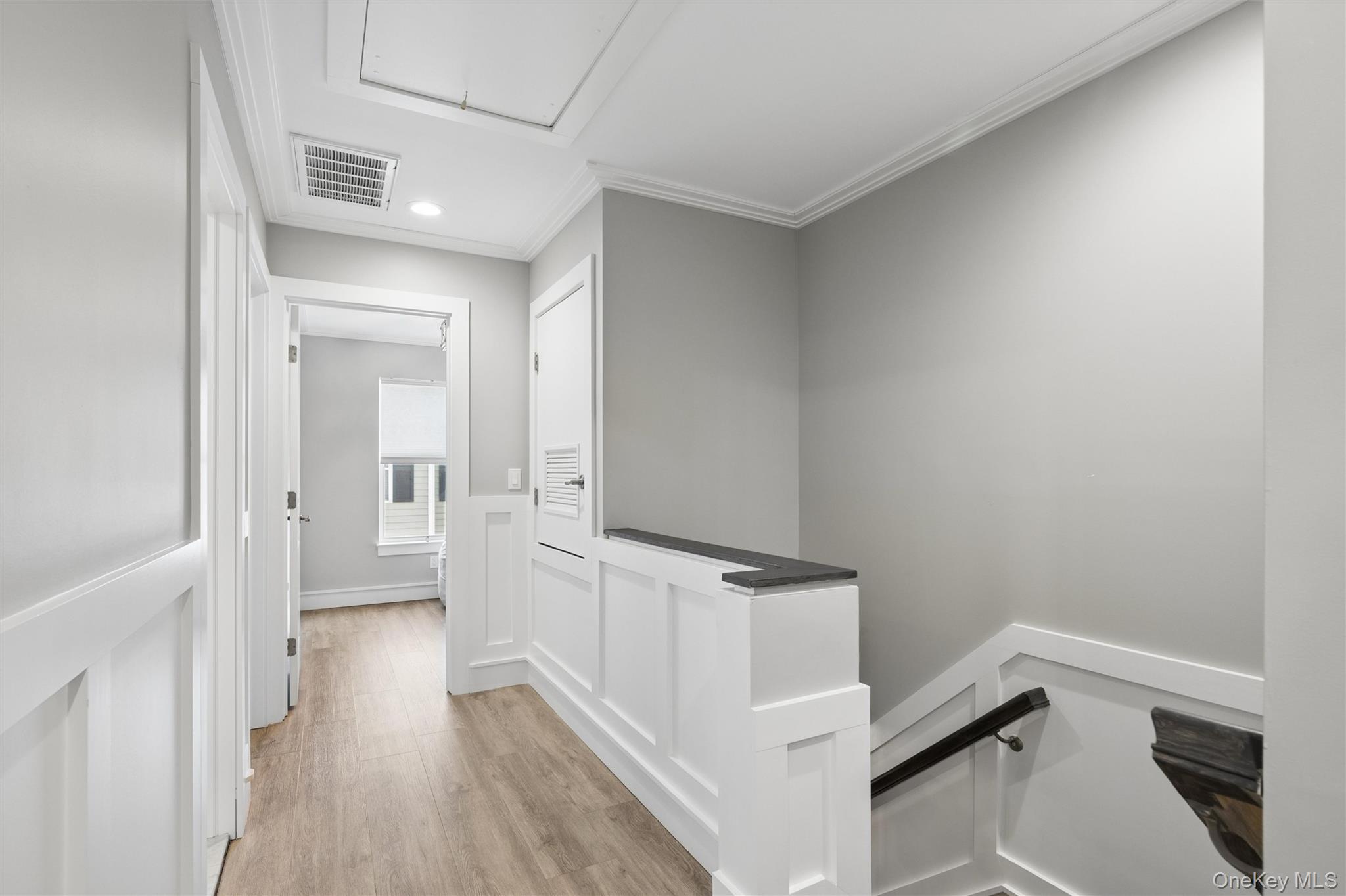 10 Hearthstone Court Property Photo 15