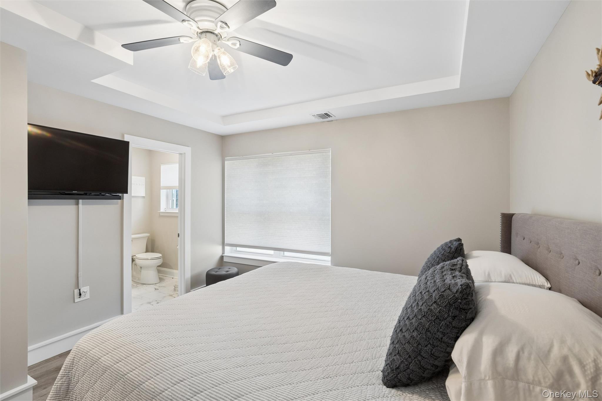 10 Hearthstone Court Property Photo 20
