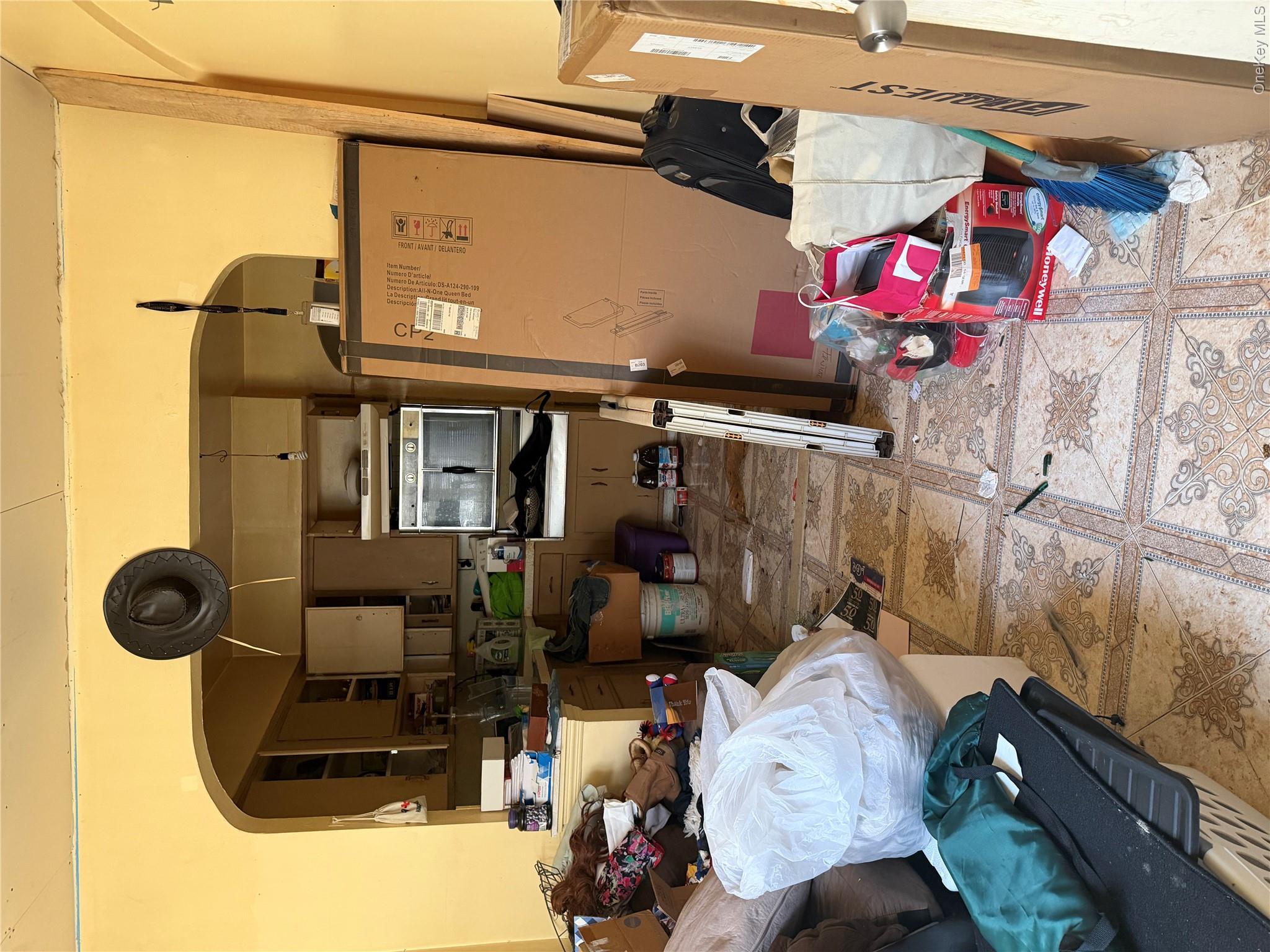 2928 Fenton Avenue Property Photo 8