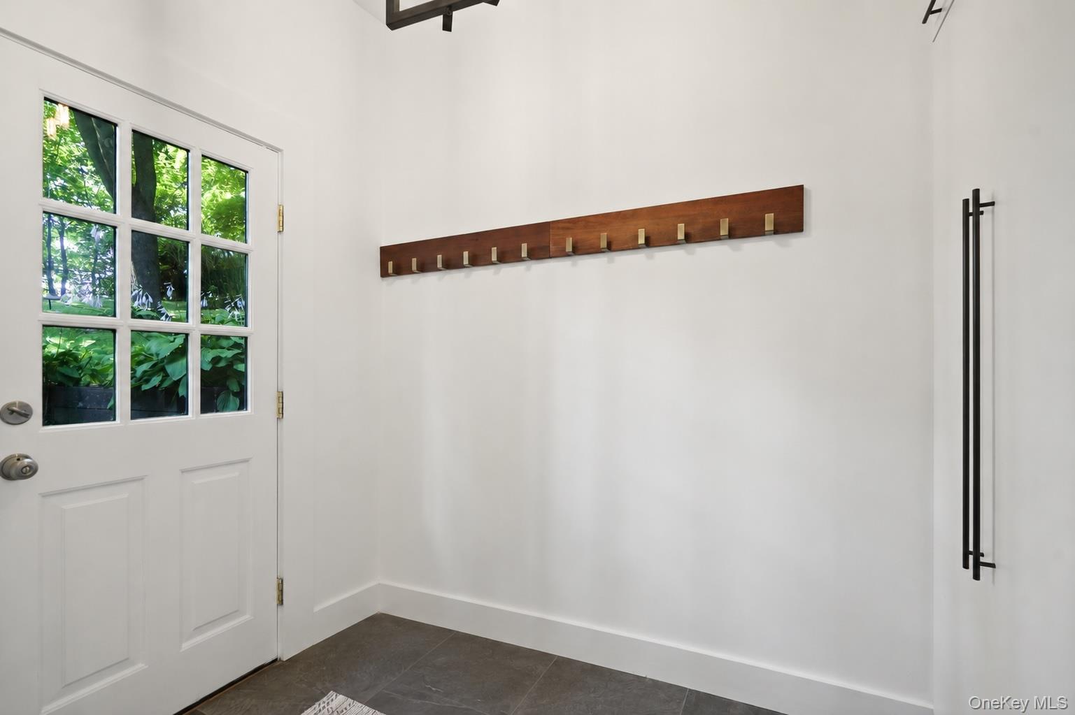 26 Davis Avenue Property Photo 19