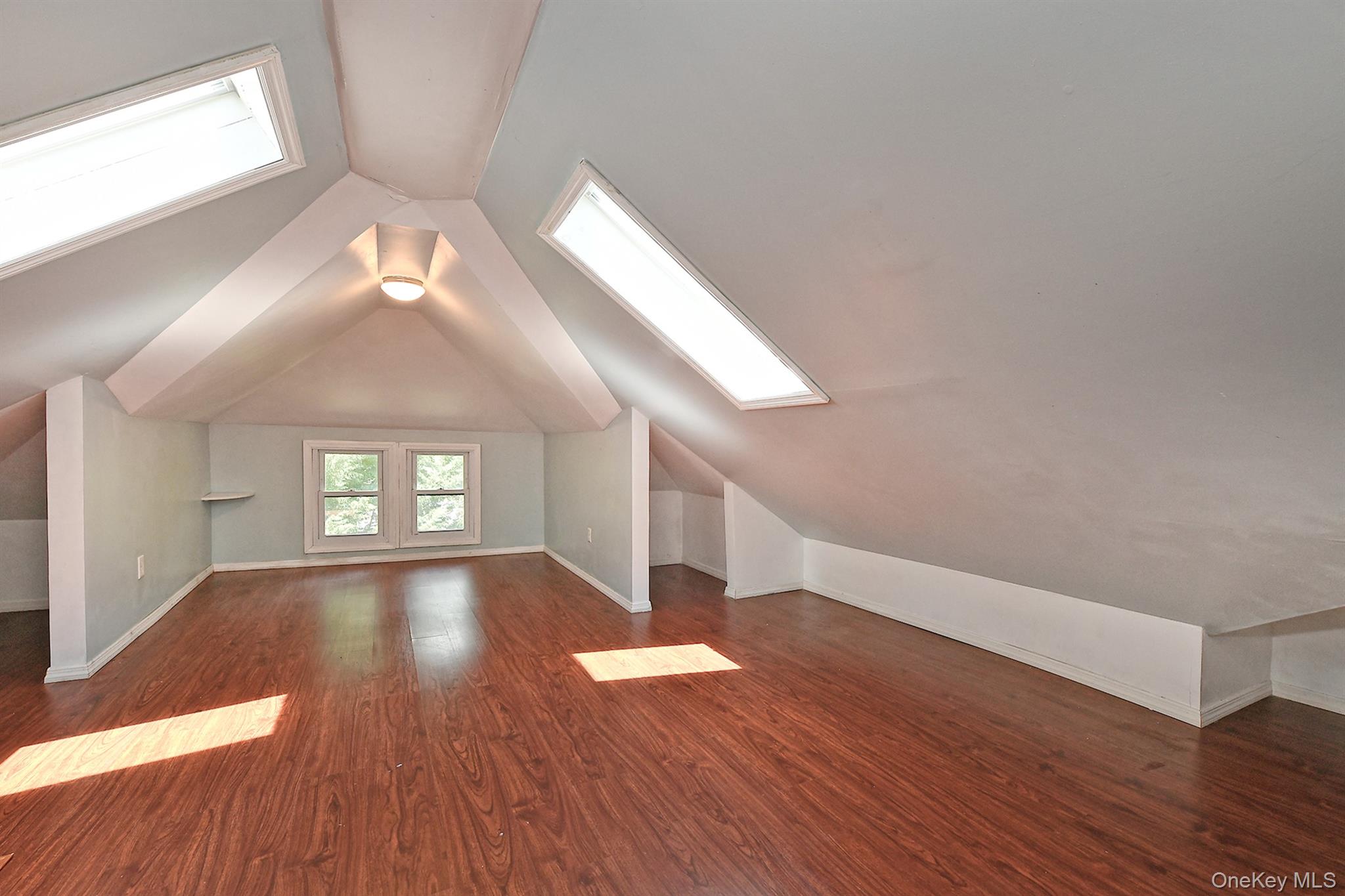 38 Roosevelt Avenue Property Photo 18