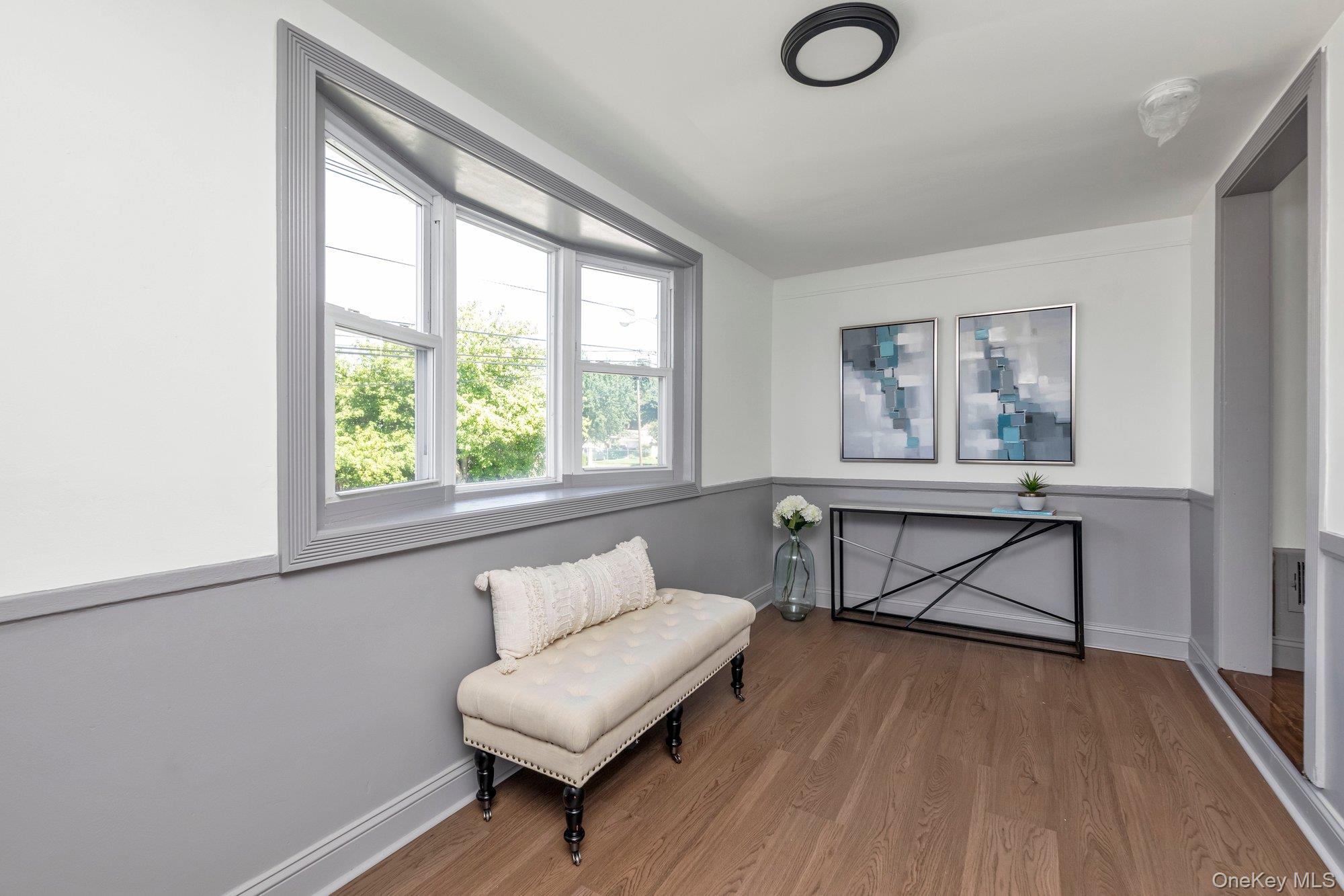 43 Westside Avenue Property Photo 2