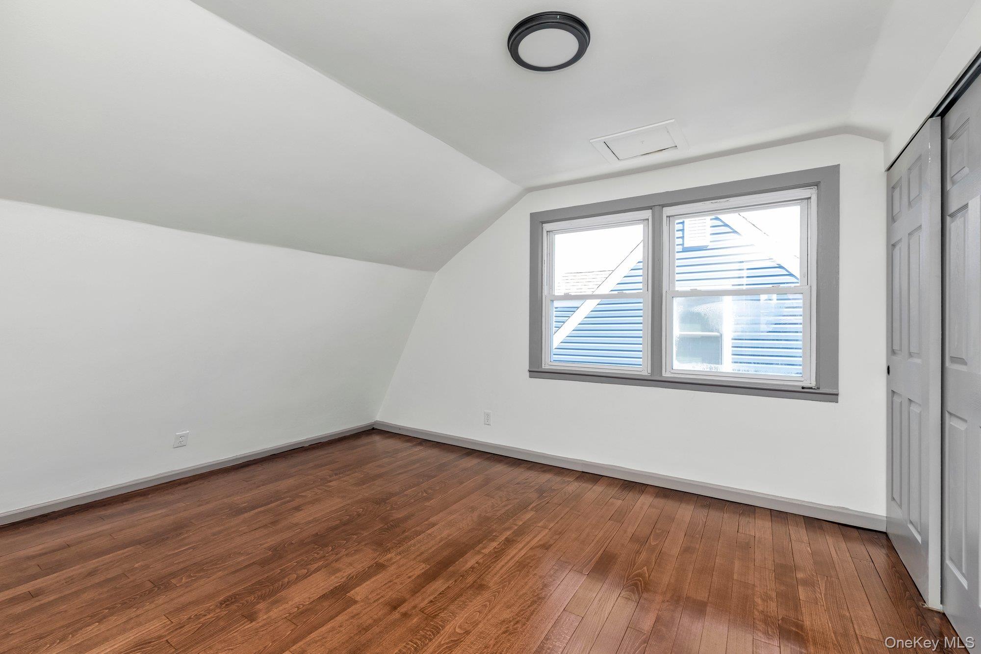 43 Westside Avenue Property Photo 15