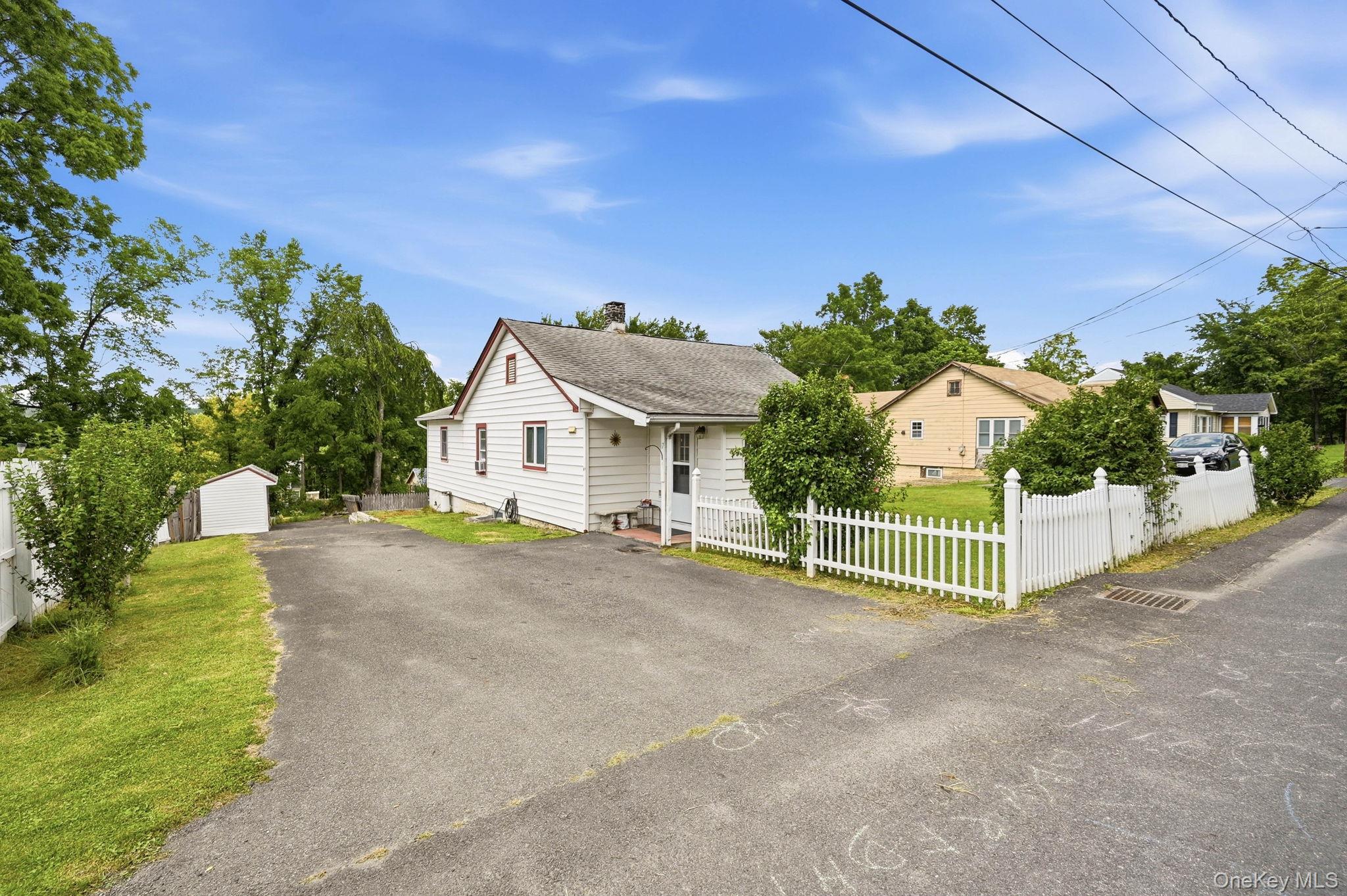 7 Highland Avenue Property Photo 2