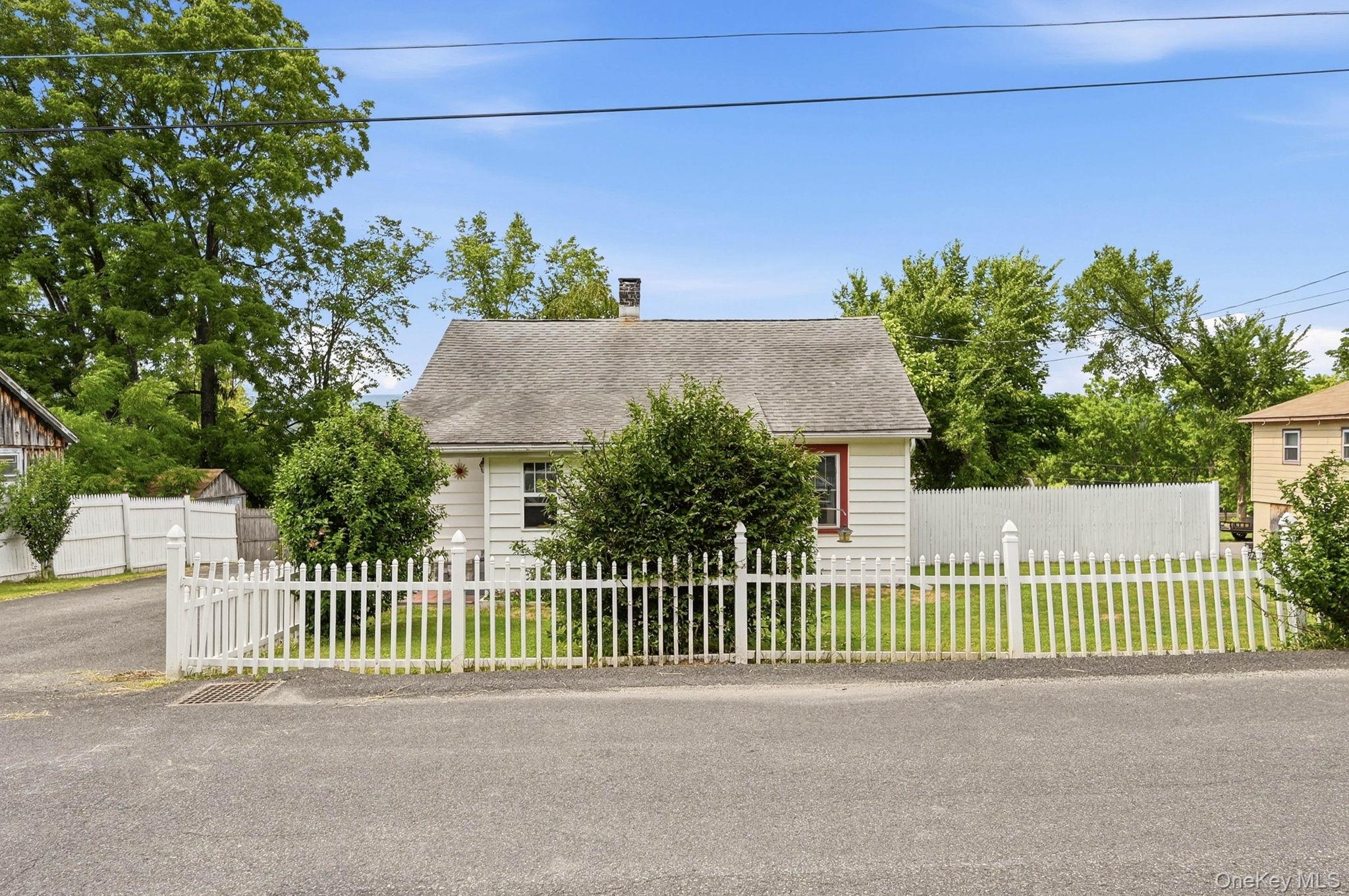 7 Highland Avenue Property Photo 3