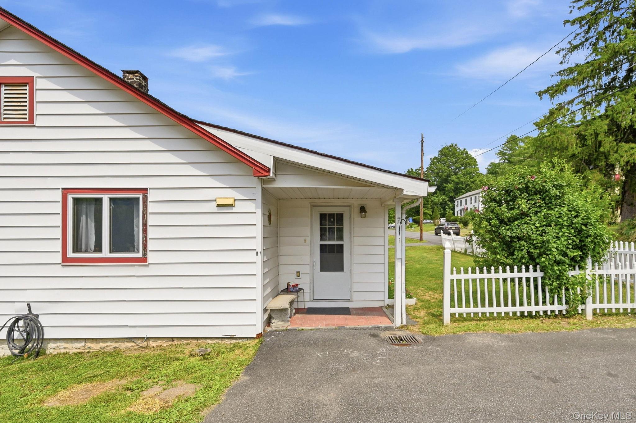 7 Highland Avenue Property Photo 8