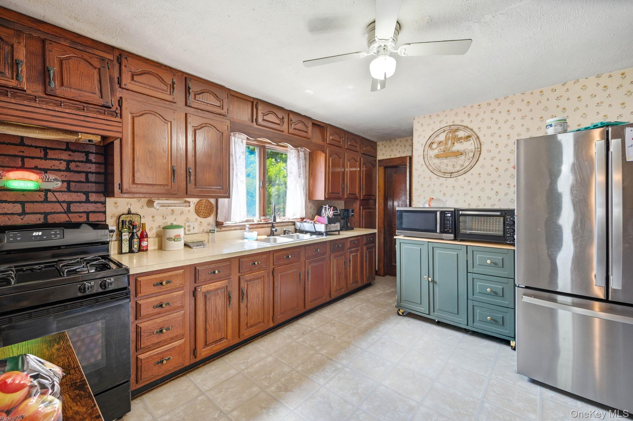 7 Highland Avenue Property Photo 12