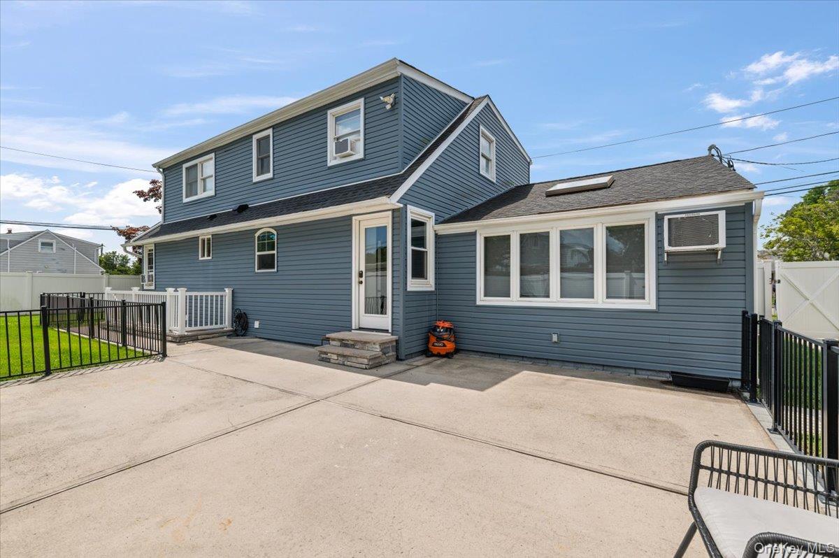 78 Broadway Property Photo 25