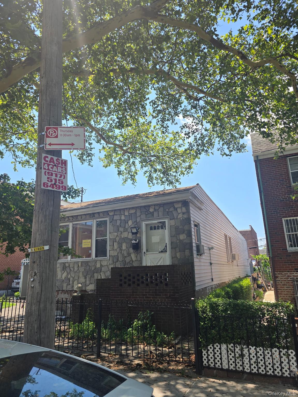 3040 80th Street Property Photo 2