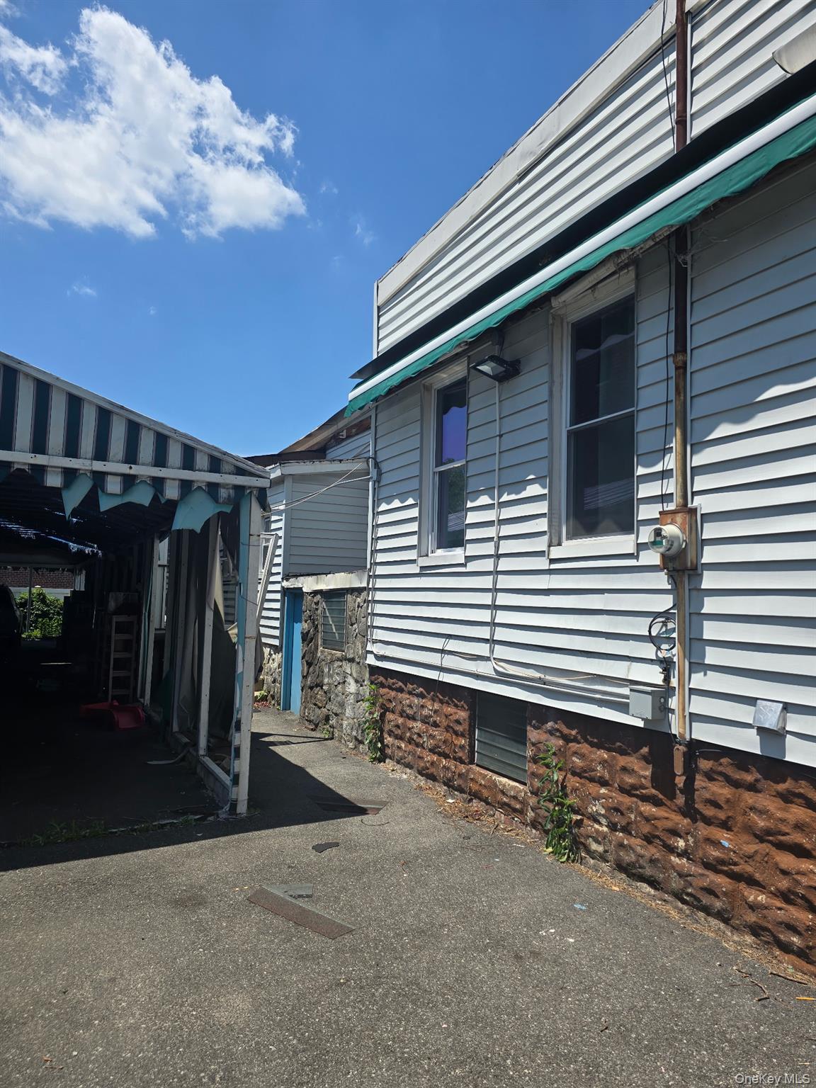 3040 80th Street Property Photo 3