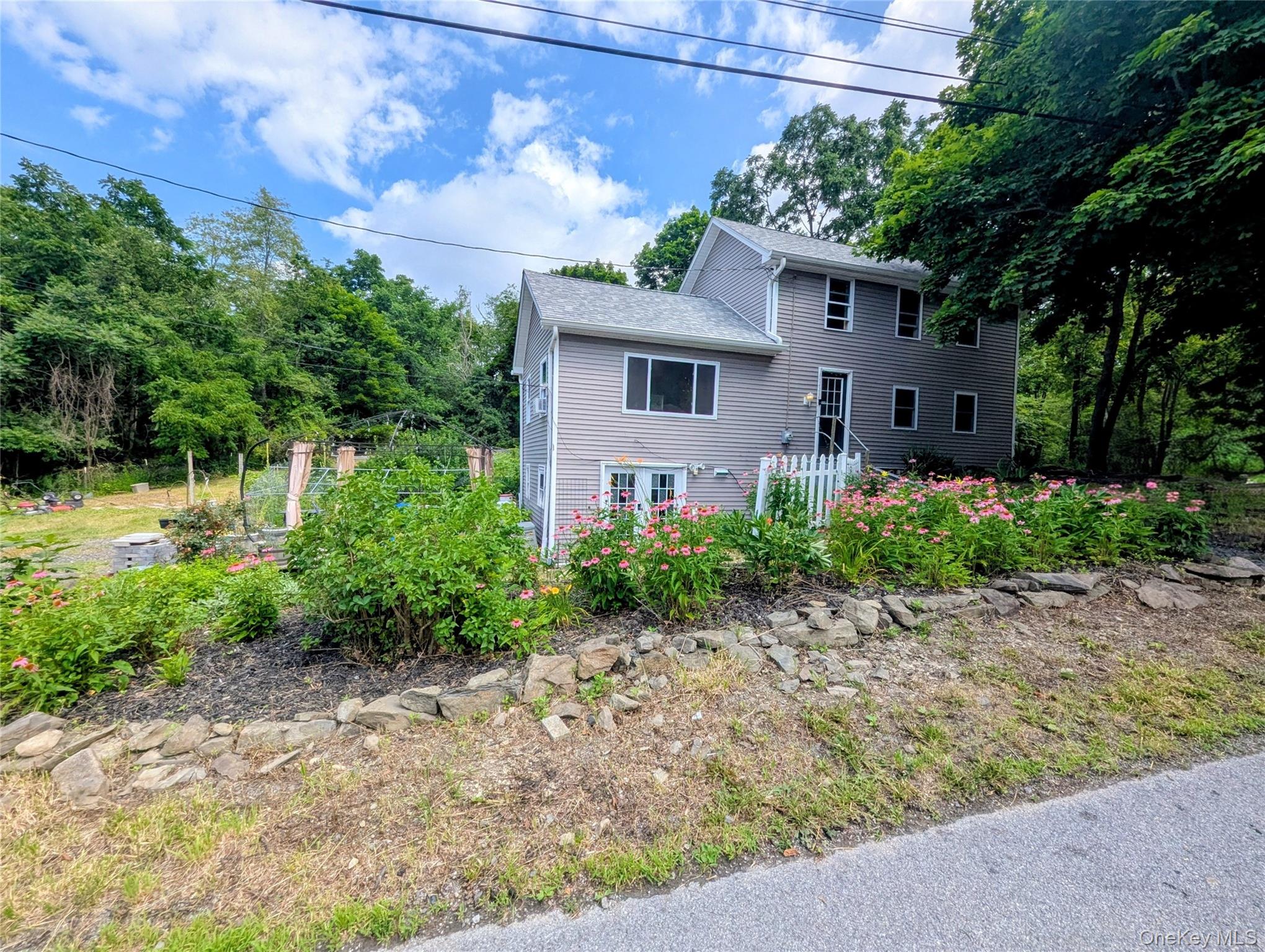 122 Castle High Road Property Photo 1