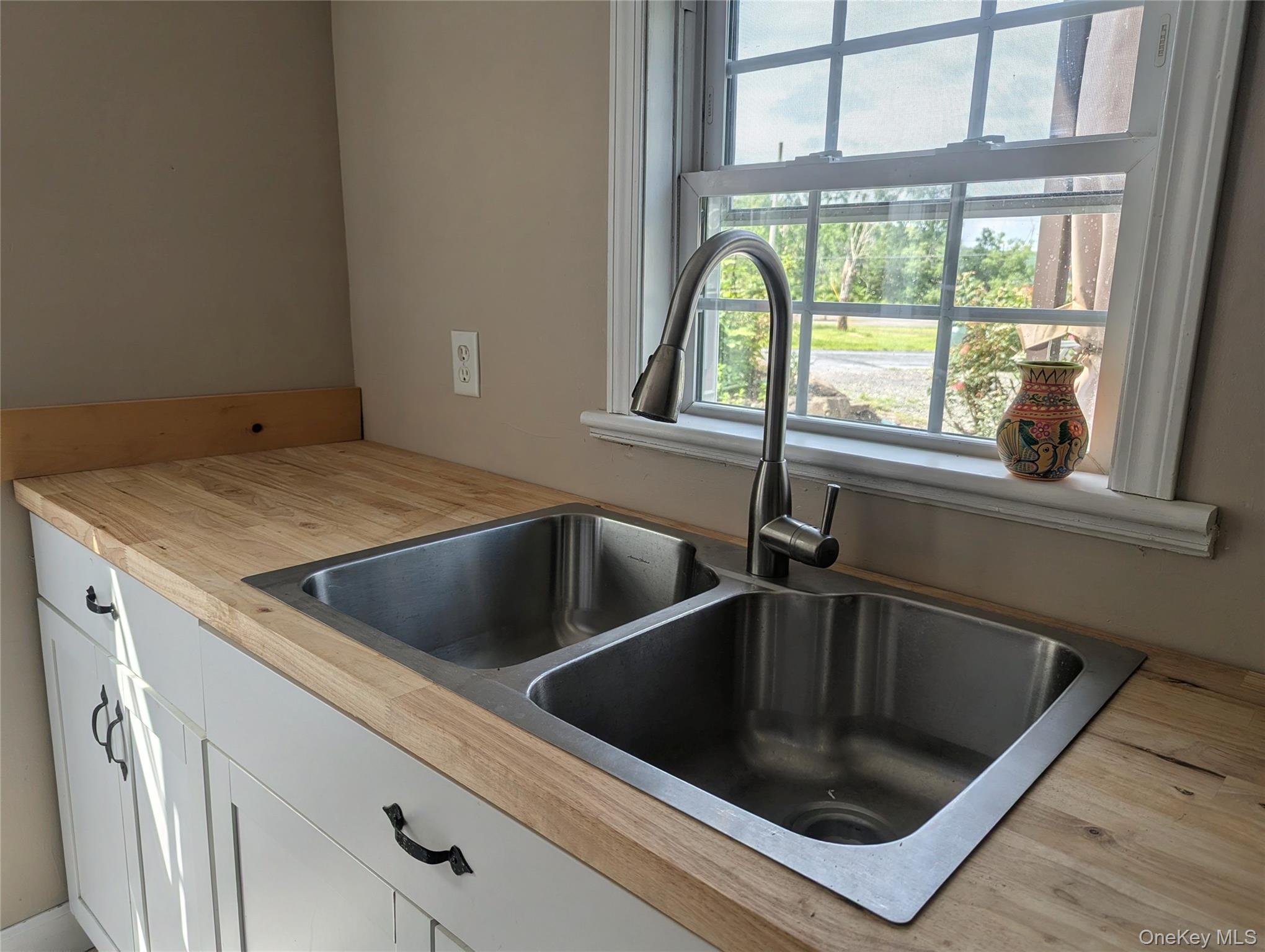 122 Castle High Road Property Photo 12