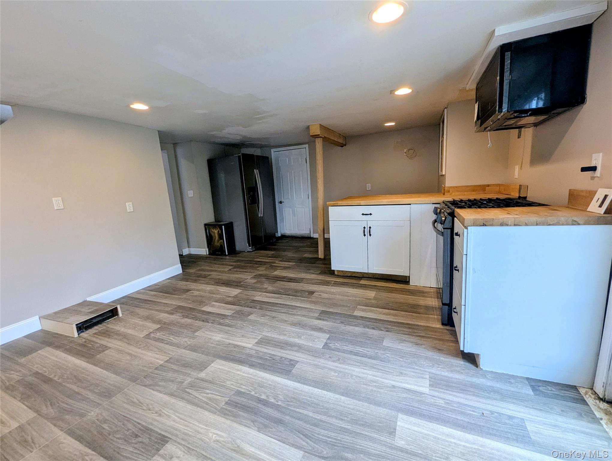 122 Castle High Road Property Photo 14