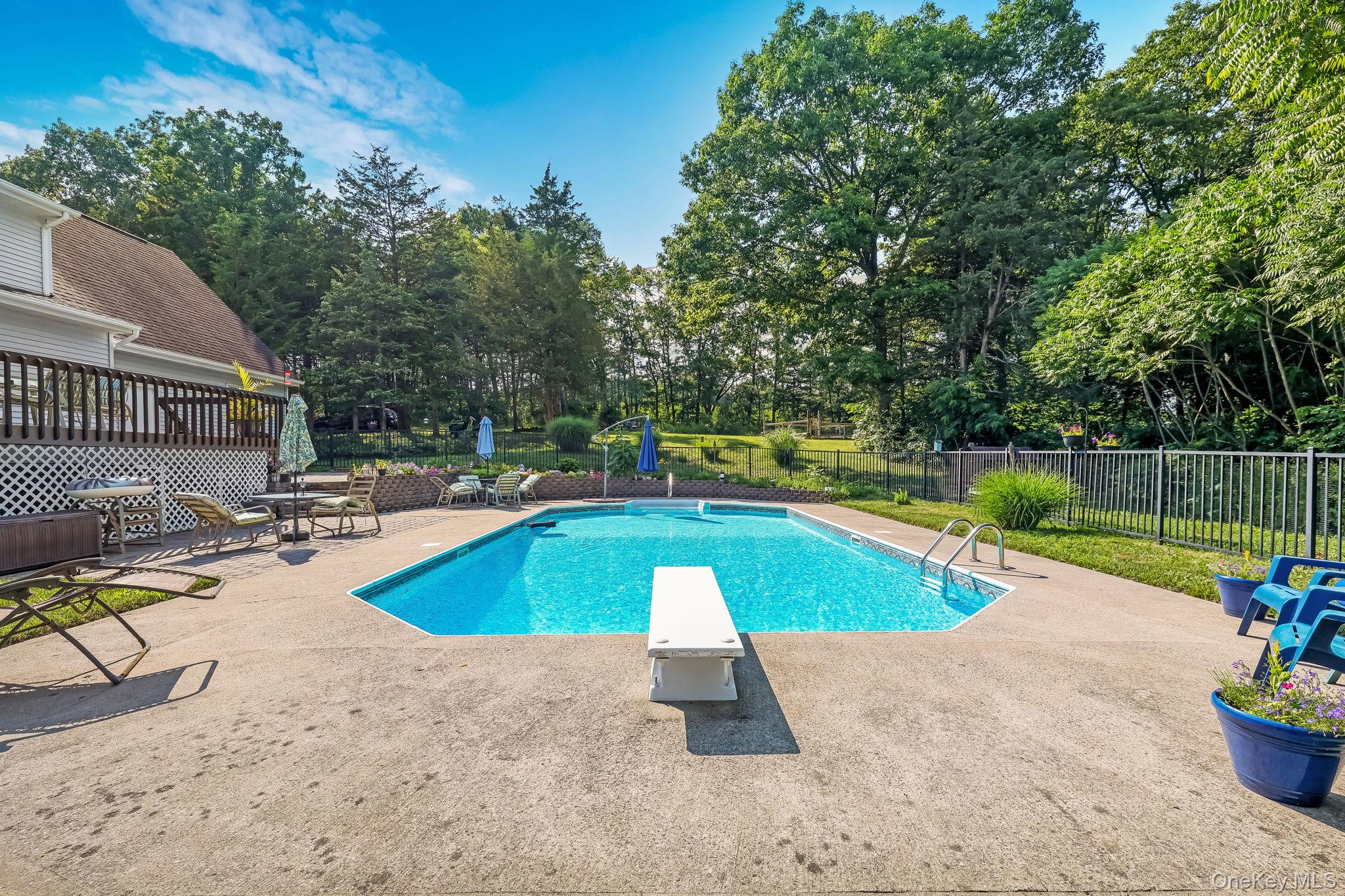 185 Rombout Road Property Photo 13