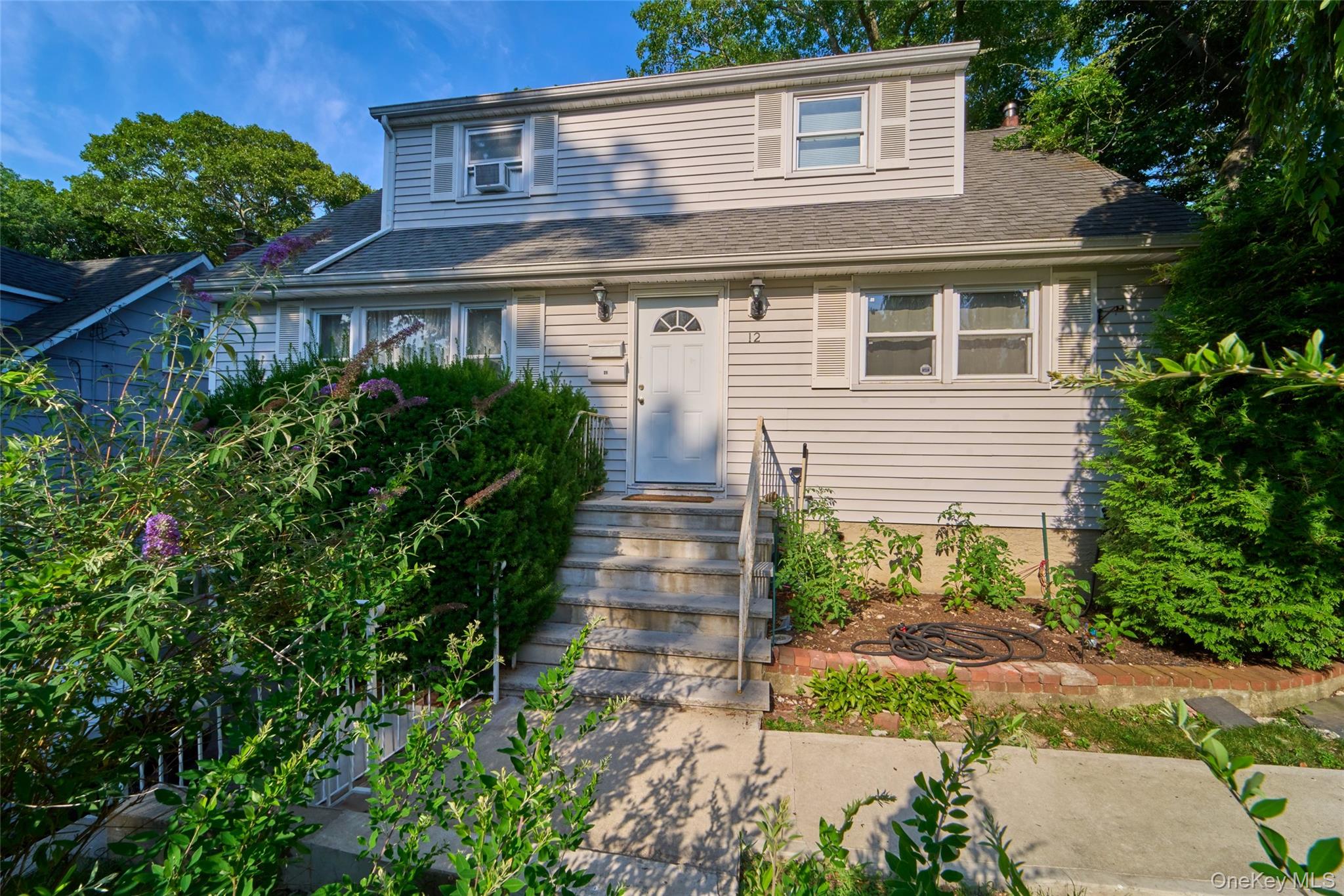 12 Goeller Avenue Property Photo 1