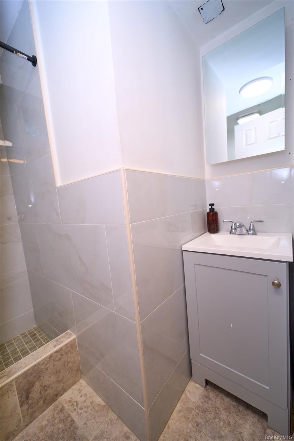 12 Goeller Avenue Property Photo 30