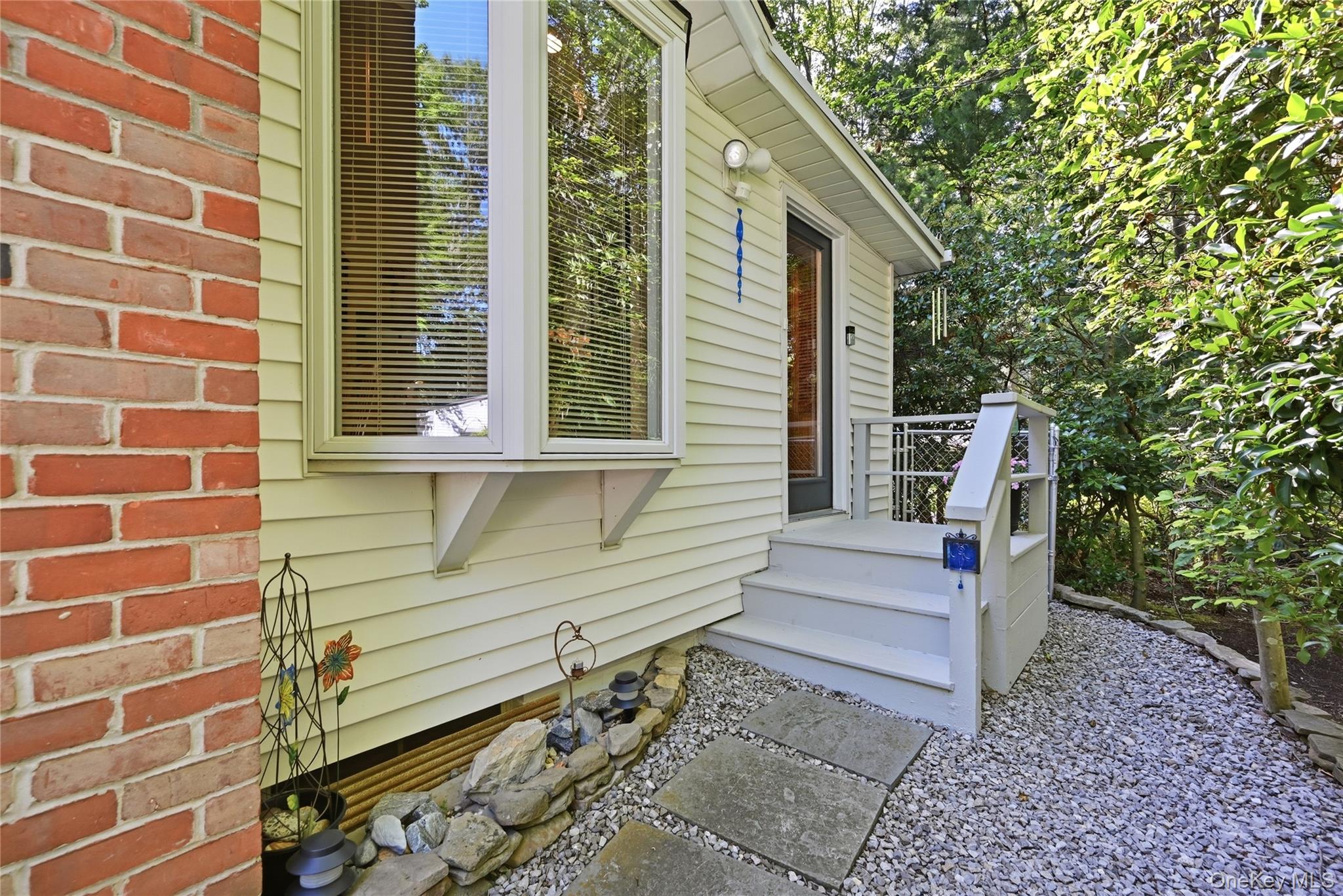 25 Valley Circle Property Photo 4