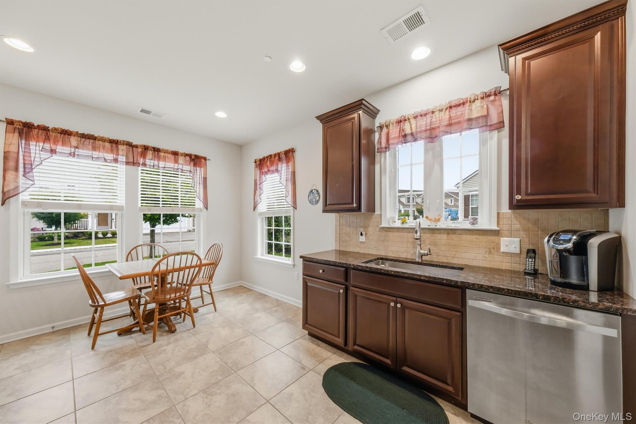8 Atkins Court Property Photo 17