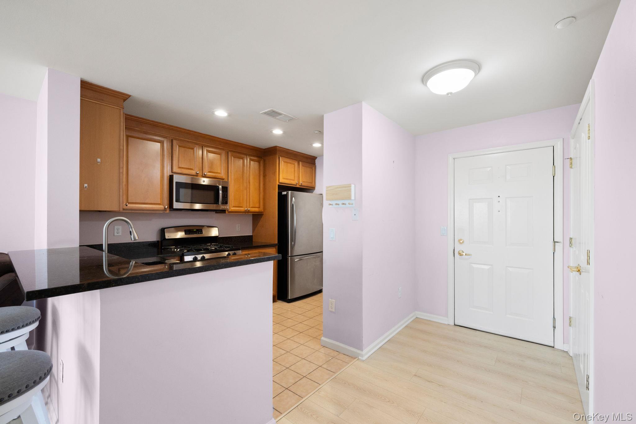 1321 Round Pointe Drive Property Photo 7