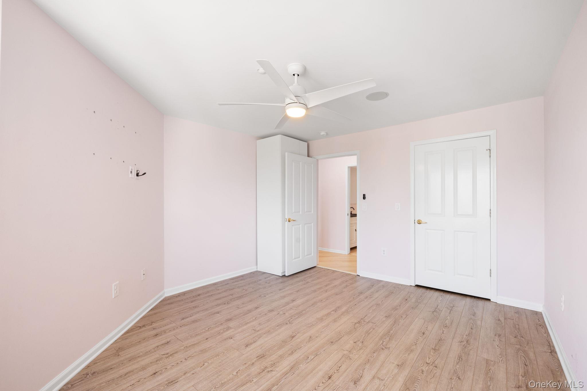 1321 Round Pointe Drive Property Photo 11